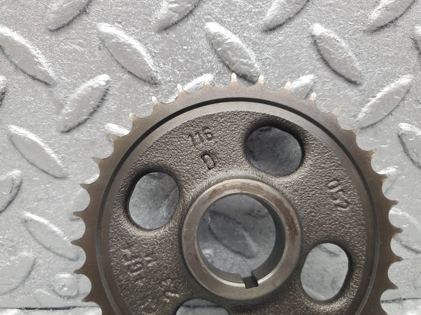 W126 Coupe camshaft timing gear used OEM