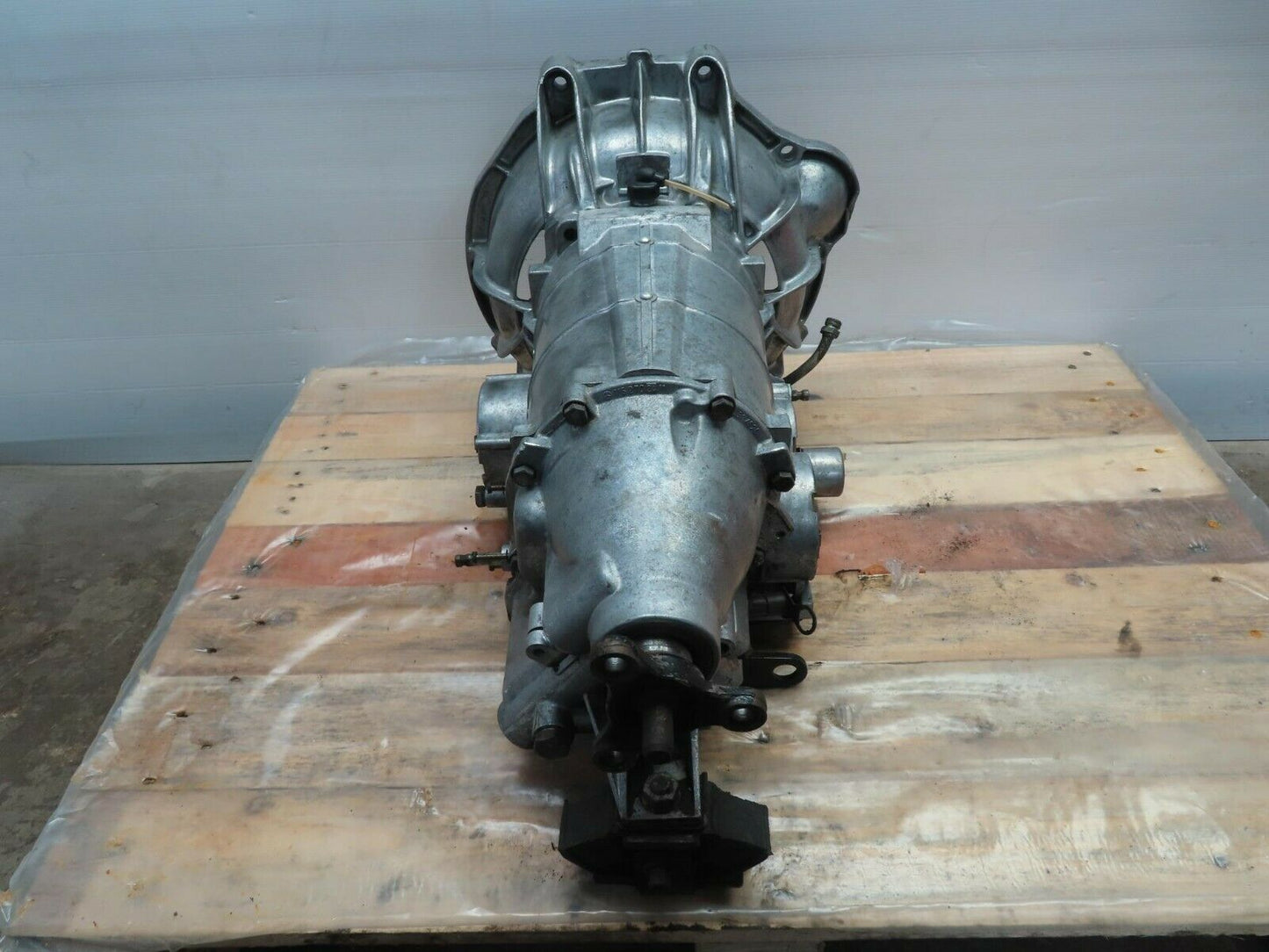 8629 Mercedes-Benz W115 Automatic Gearbox 1152712601