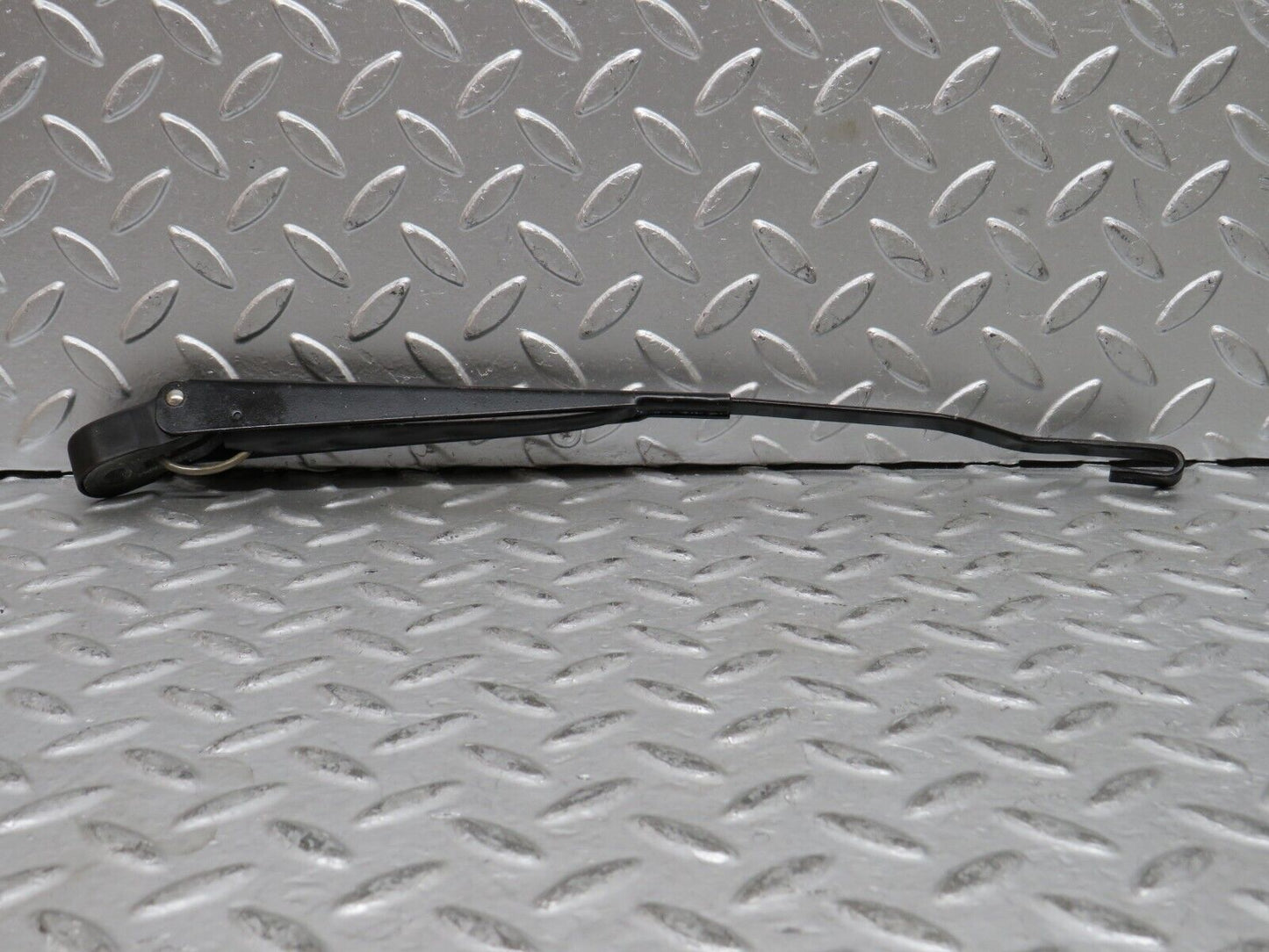 28107 Mercedes-Benz W123 280E Wiper Arm Bosch Left Side 3399990553