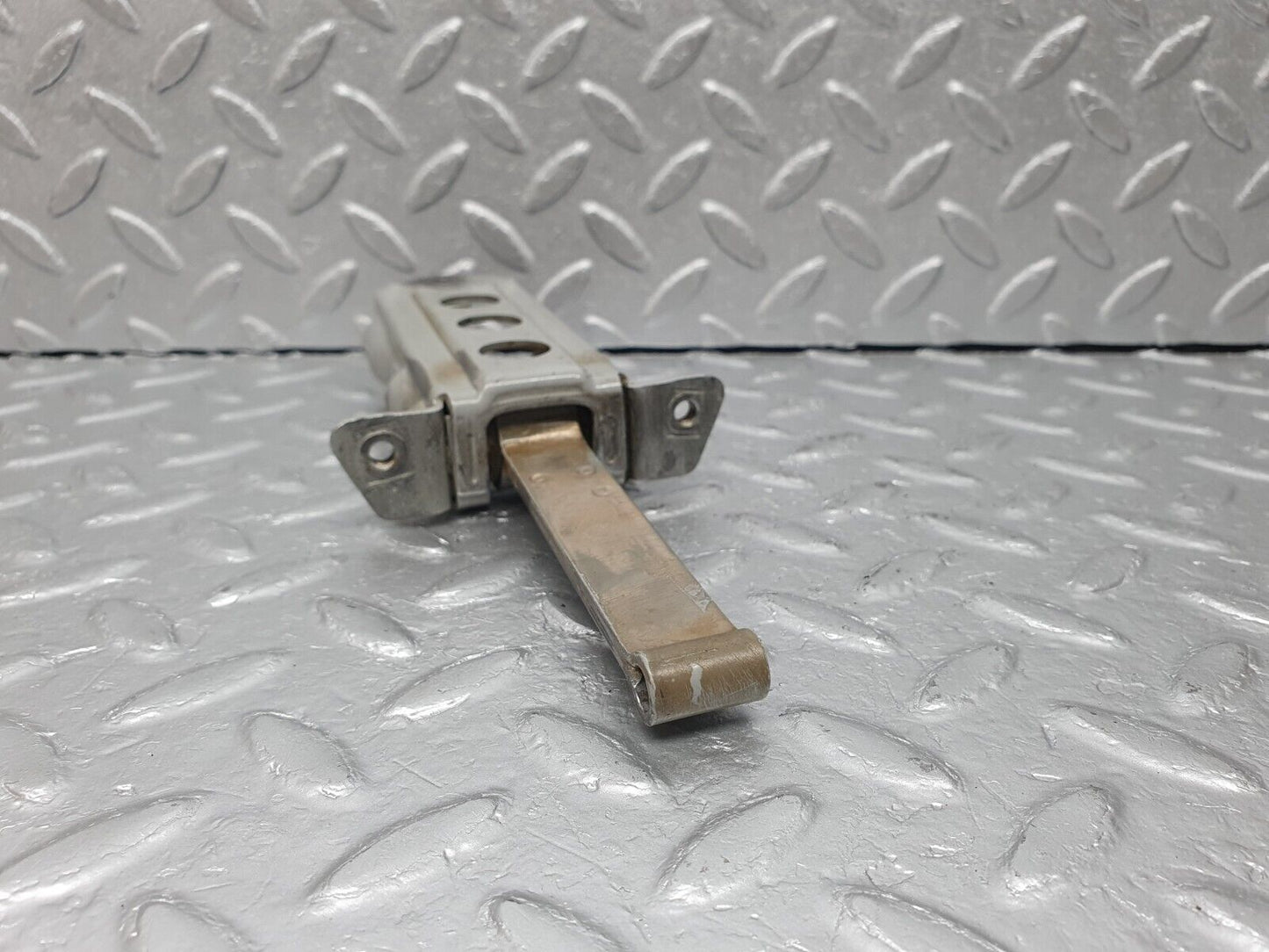41537 Mercedes-Benz W124 200E Door Safety Check Strap
