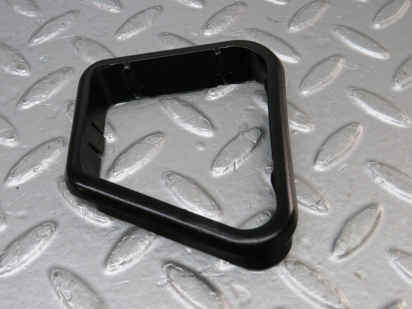 34319 Mercedes-Benz C126 380SEC Seat Belt Presenter Cover Trim 1266920259