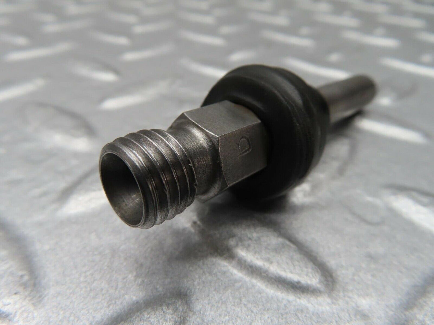 14030 Mercedes-Benz C107 280SLC Fuel Injector Bosch 0437502010