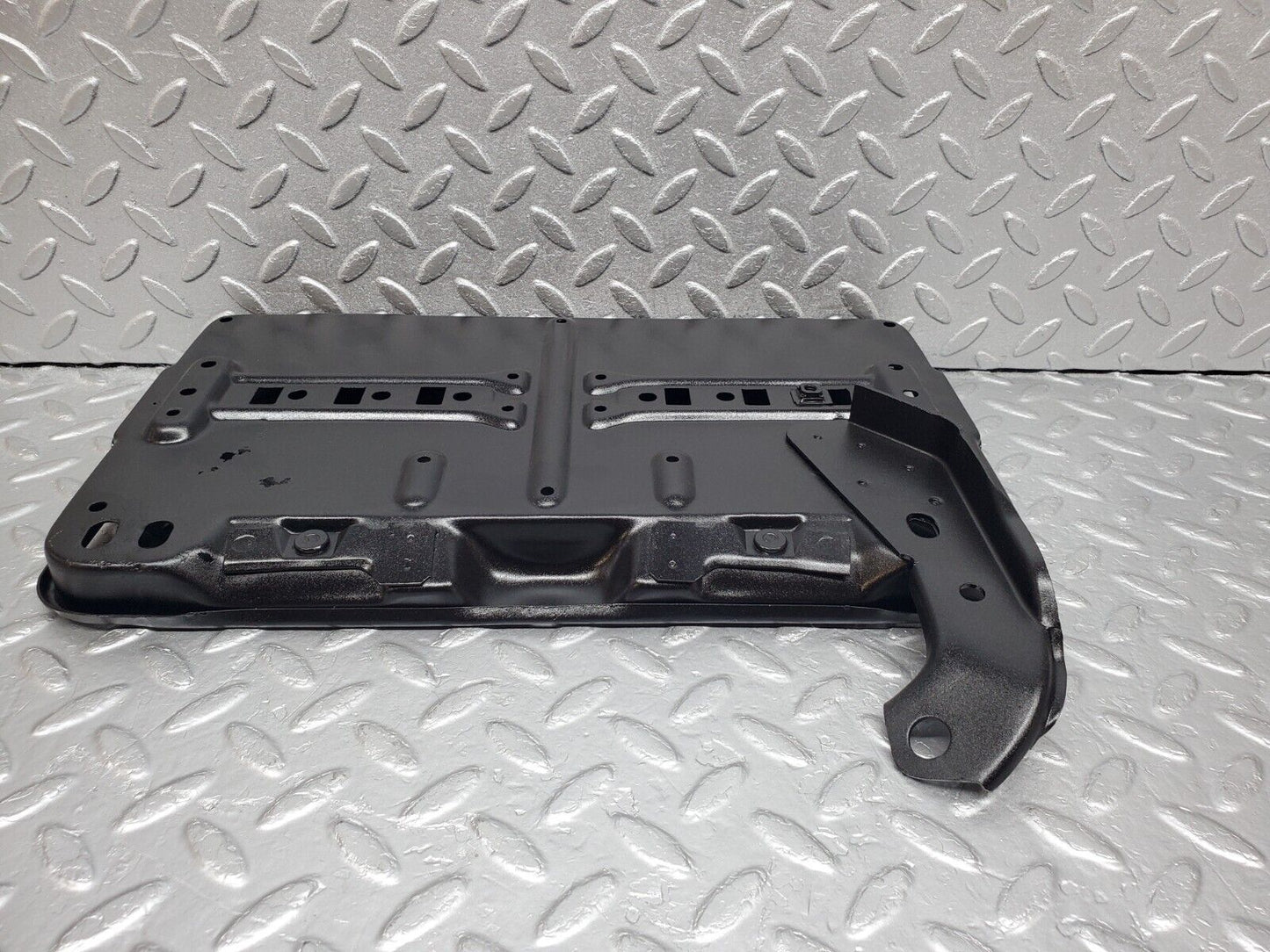 45910 Mercedes-Benz W126 420SE Battery Tray