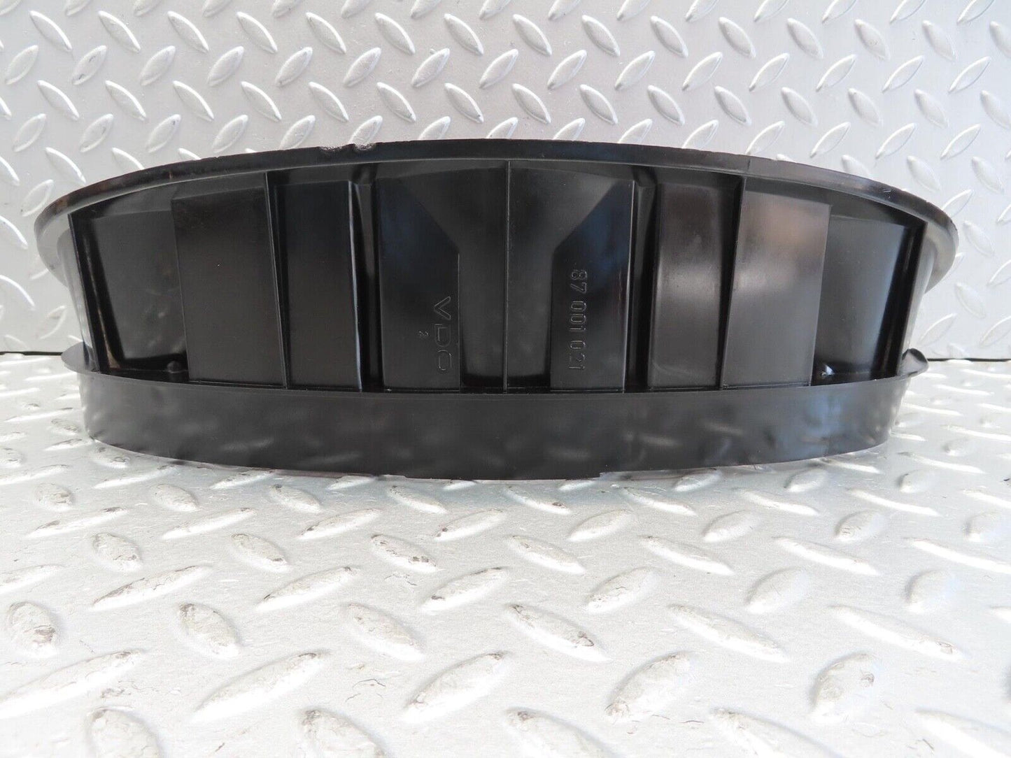 11648 Mercedes-Benz R107 450SL Instrument Cluster Housing 87001021
