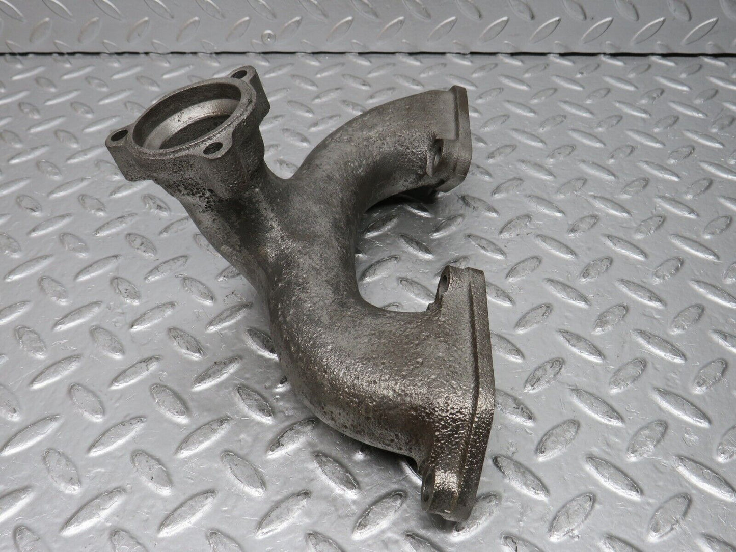 0271 Mercedes-Benz W120 Ponton Exhaust Manifold 6361420801