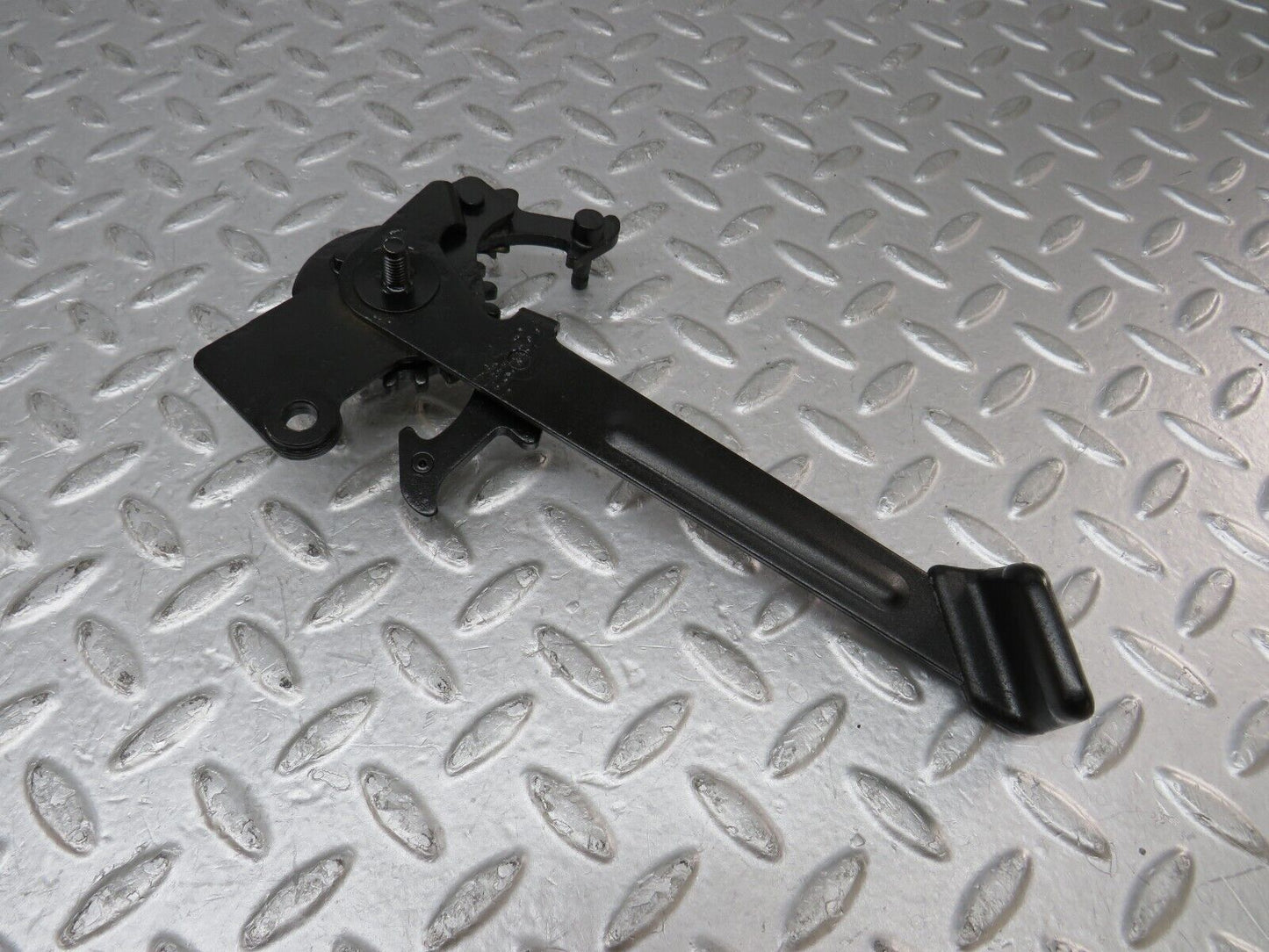 35451 Mercedes-Benz R107 280SL Front Left Seat Holding Mechanism