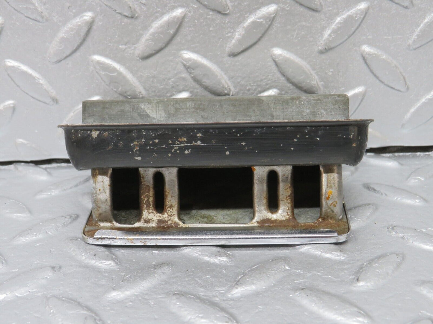 40303 Mercedes-Benz W110 230 Rear Door Ashtray