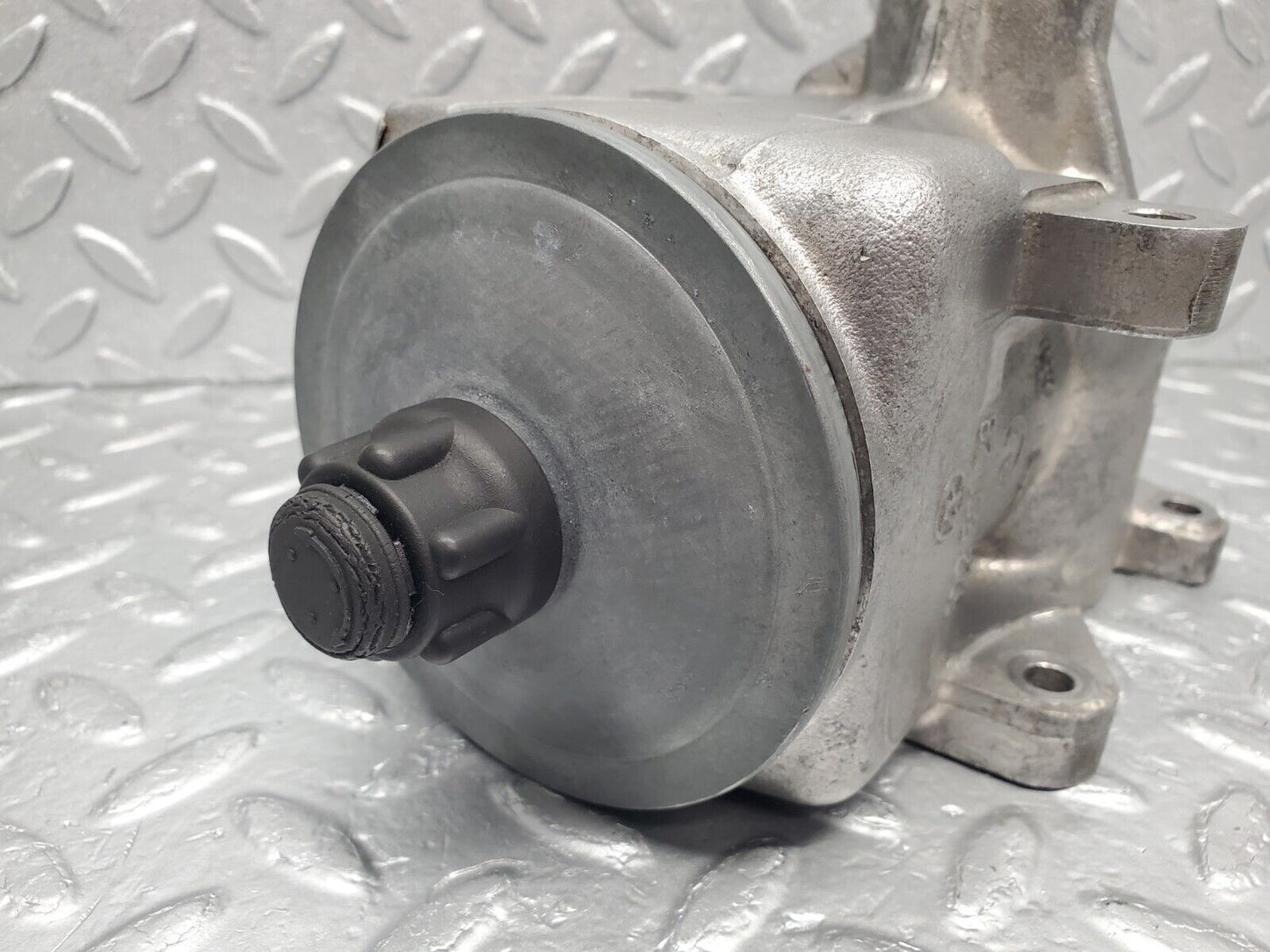 46024 Mercedes-Benz W126 420SE Power Steering Pump 1264601480 7672900446