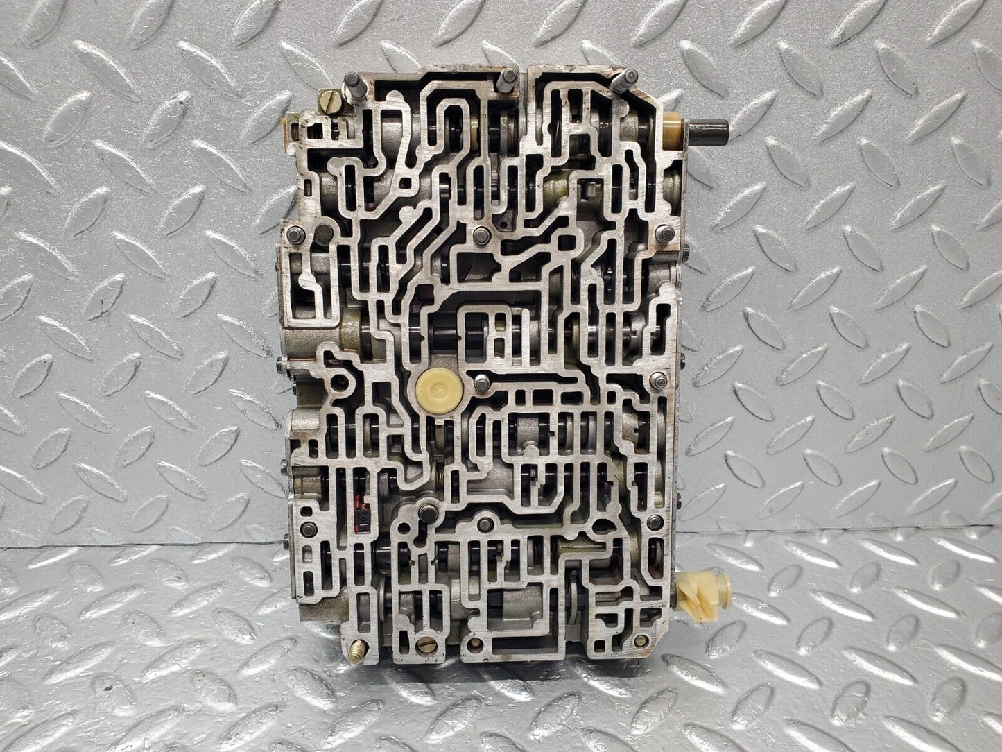 46698 Mercedes-Benz C123 280CE Coupe Automatic Gearbox Valve Body 722.309 1262771100 1262770701