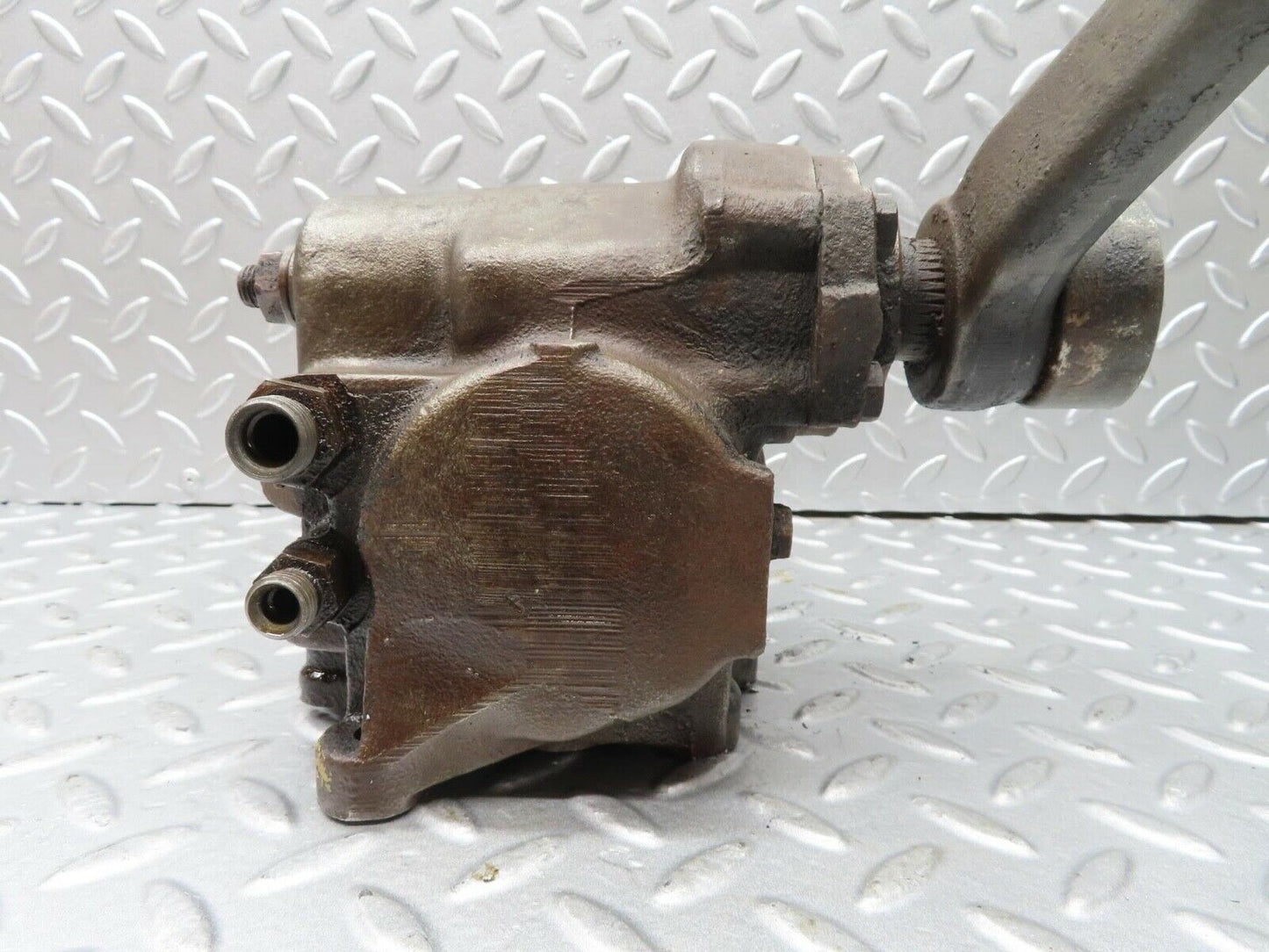 14448 Mercedes-Benz W116 350SE Steering Box RHD 1164610101
