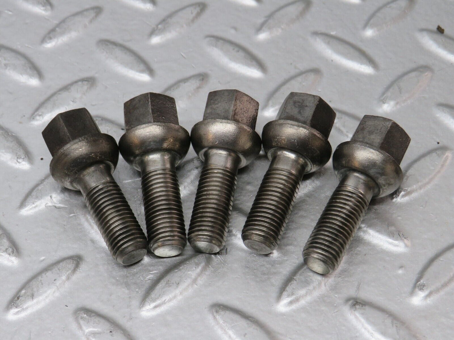 27934 Mercedes-Benz 5x Alloy Wheel Lug Bolt M12x1.5