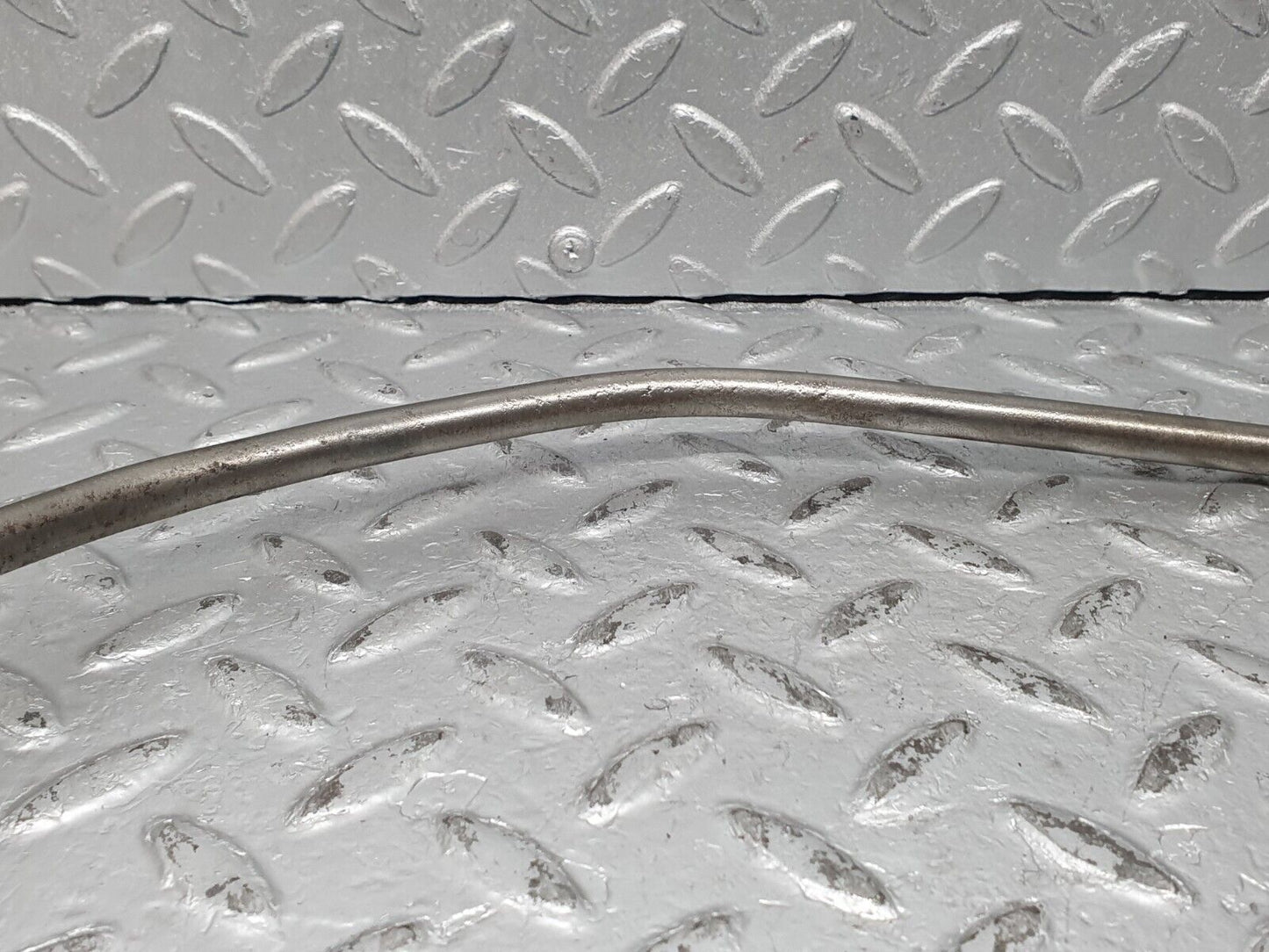 41197 Mercedes-Benz W126 300SE Gearbox Oil Pipe Line
