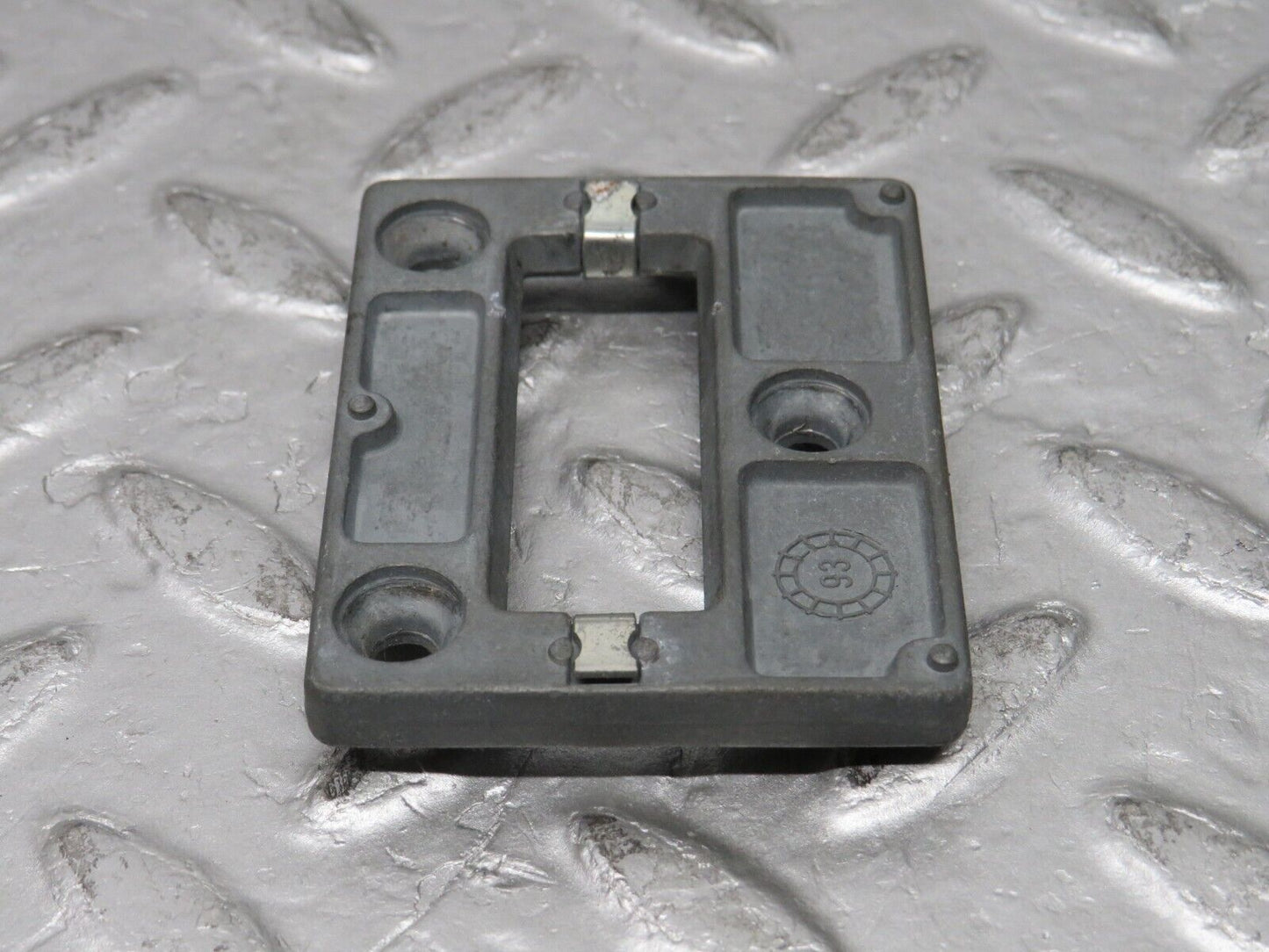 37843 Mercedes-Benz A124 320E Cabriolet Rear View Mirror Bracket 1298110111