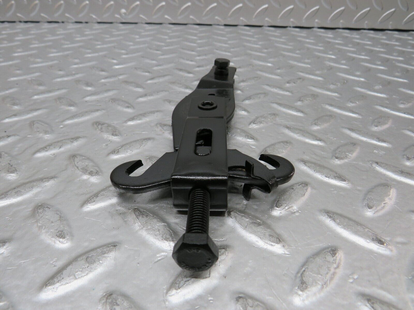26735 Mercedes-Benz C124 220CE Coupe Handbrake Adjusting Handbrake Regulator