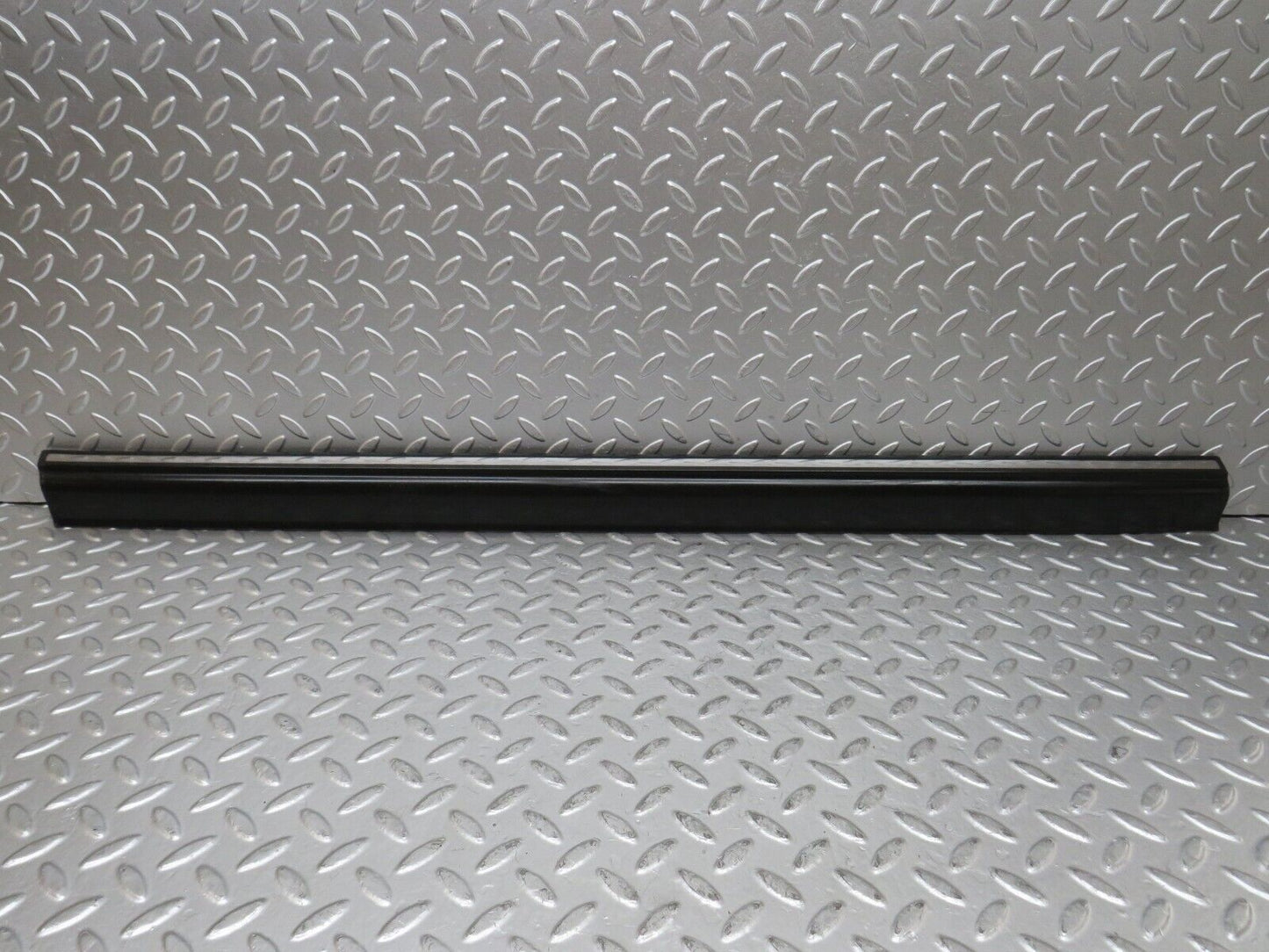 27113 Mercedes-Benz W123 280E Front Left Door Lower Moulding Trim