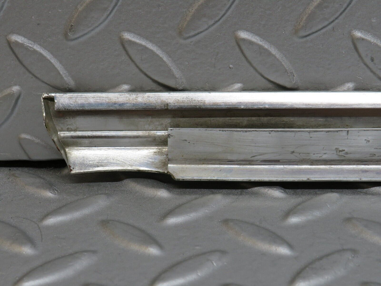 35800 Mercedes-Benz W108 Rear Right Door Chrome Moulding Trim
