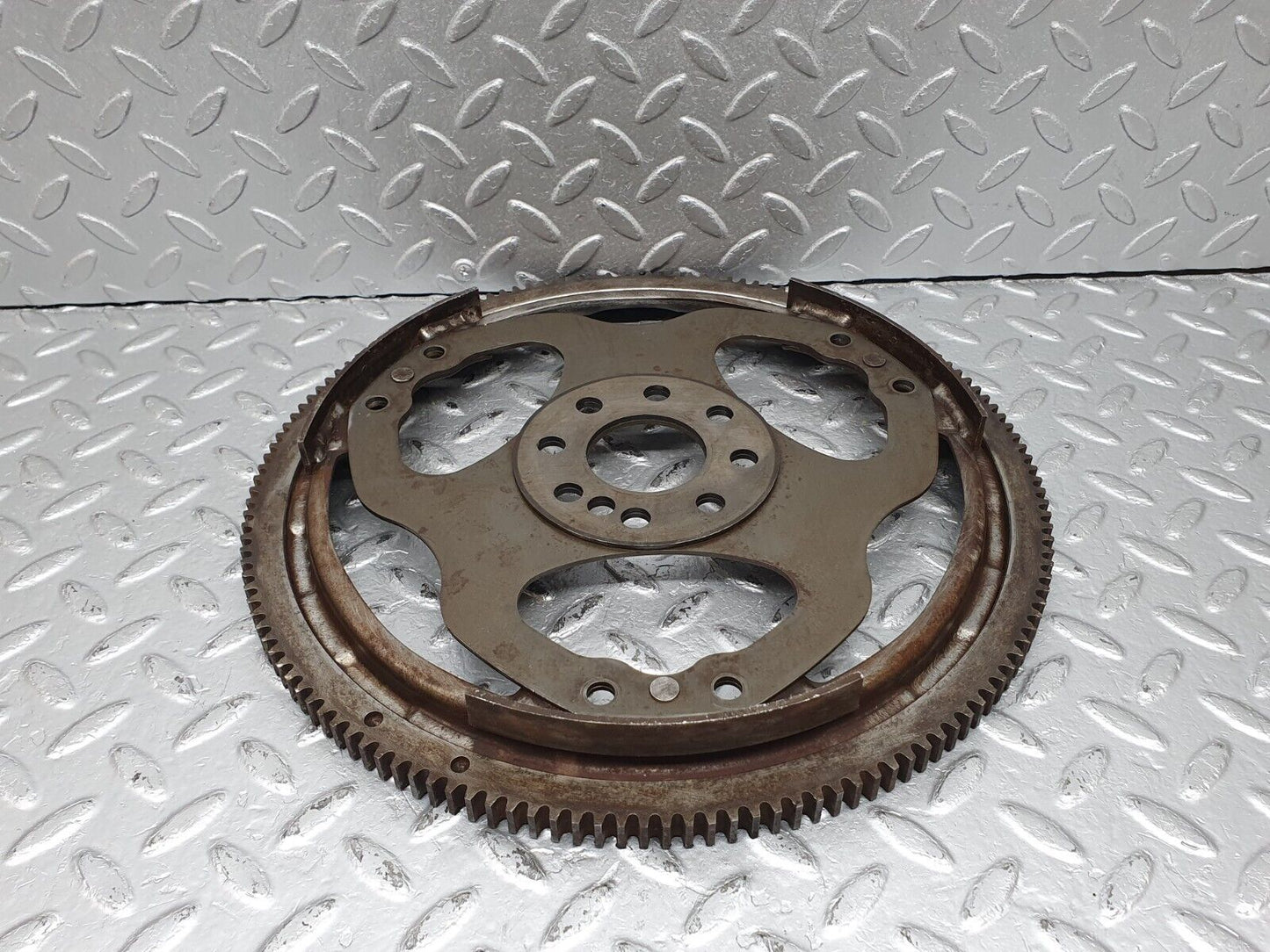 41203 Mercedes-Benz W126 300SE Flywheel Starter Ring With Bolts 1020320606