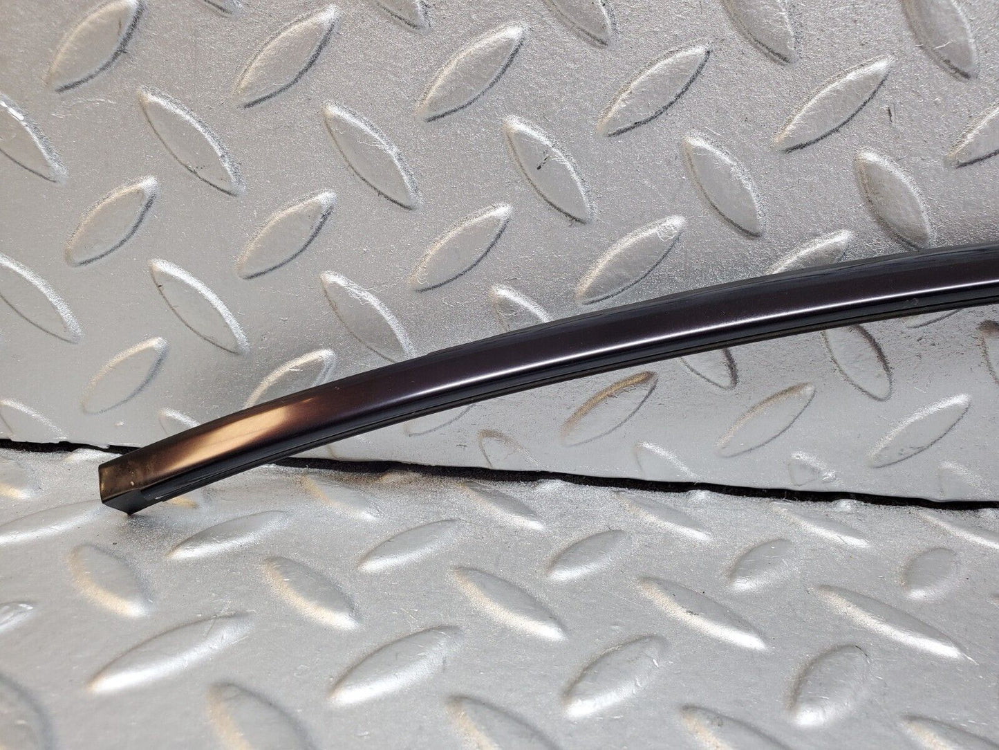 45146 Mercedes-Benz R129 300SL Coupe Front Windscreen Top Chrome Moulding Trim