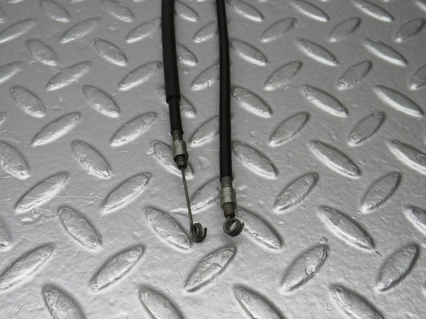 39076 Mercedes-Benz C114 250 Coupe Heater Control Cable 2x