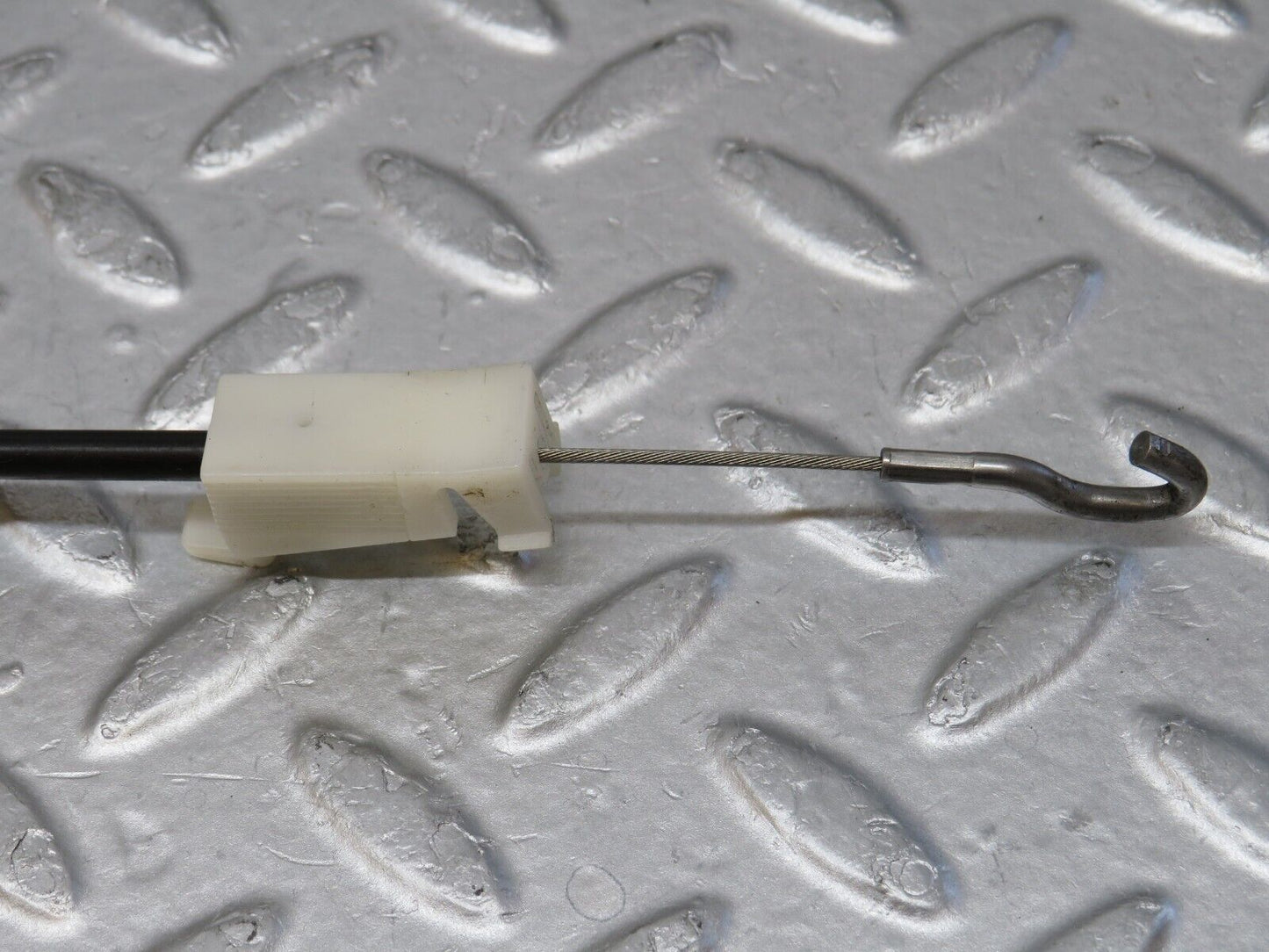 35078 Mercedes-Benz W210 320E Rear Door Lock Cable