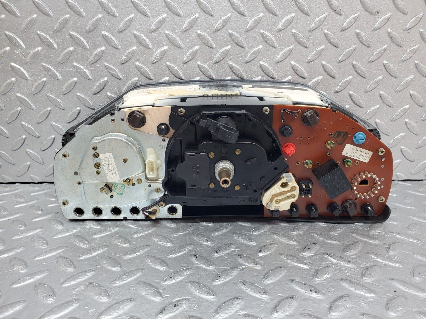 44740 Mercedes-Benz W124 220E Instrument Cluster 1245423165 1244407647