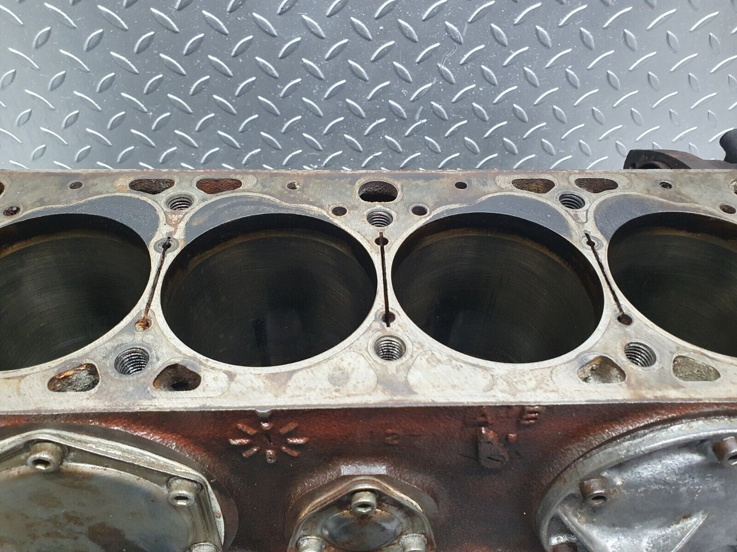 43487 Mercedes-Benz W108 280SE Engine Block 130.980 1300110101