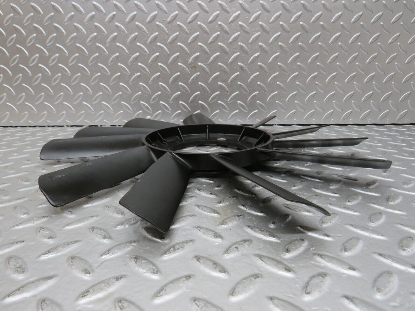 27377 Mercedes-Benz W123 280E Engine Cooling Fan 1102000123