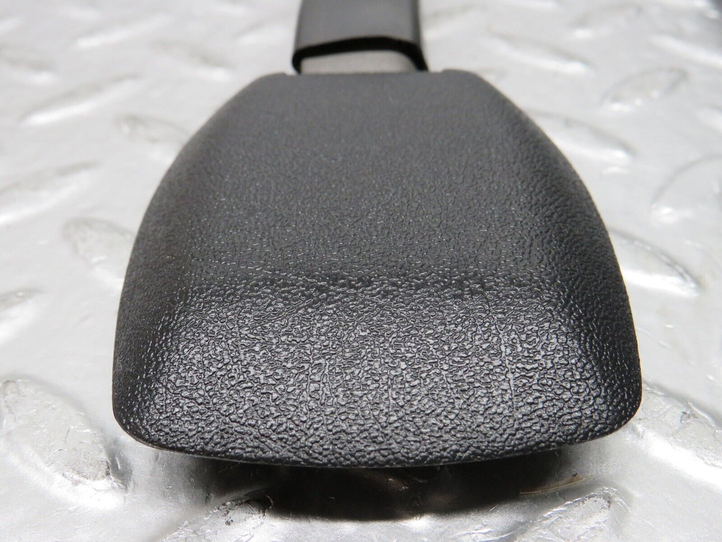 30366 Mercedes-Benz W124 230E Seat Belt Runner Pair 1249193520