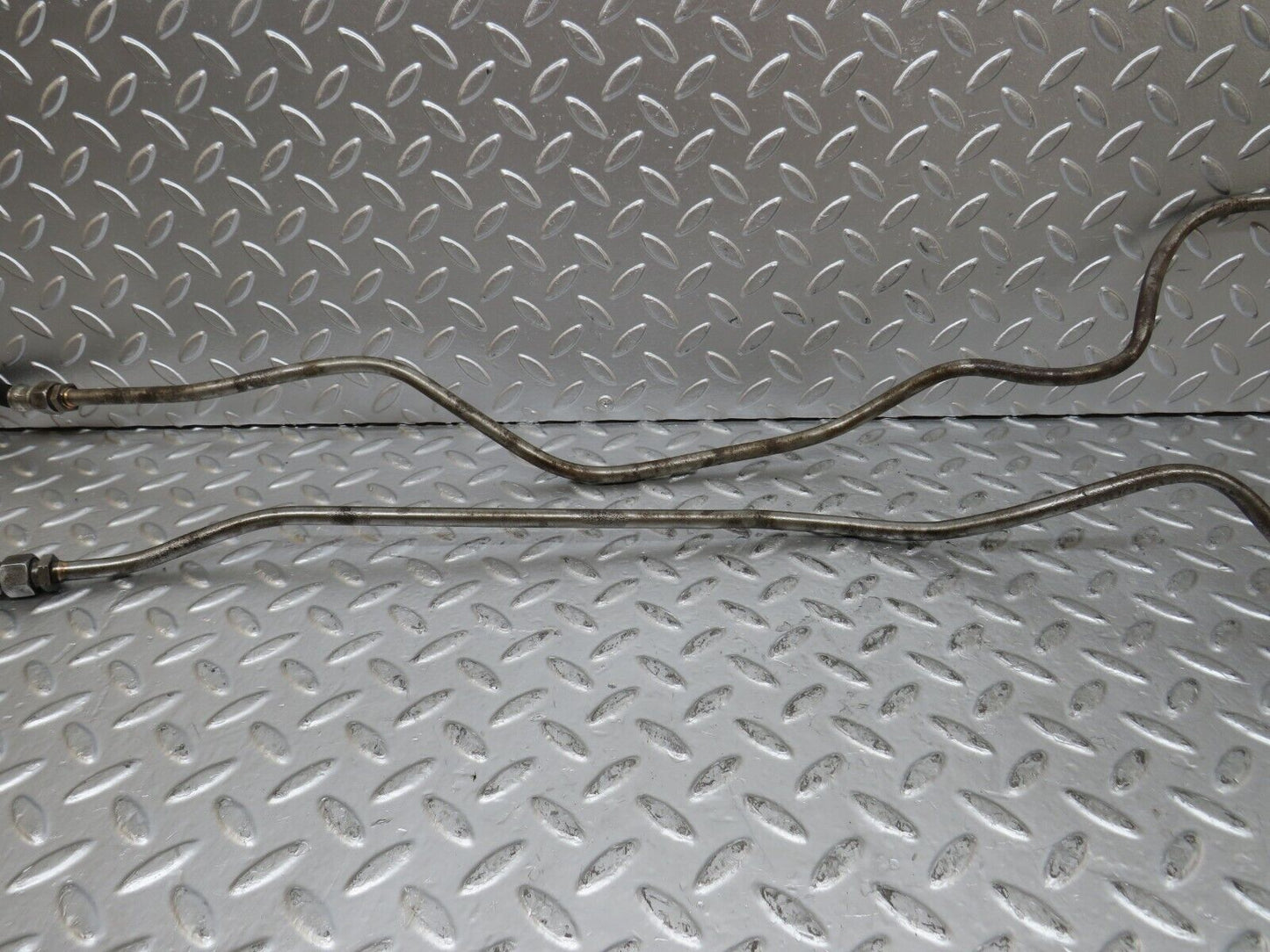 26309 Mercedes-Benz W116 450SE Power Steering Oil Pipe Hose Pair