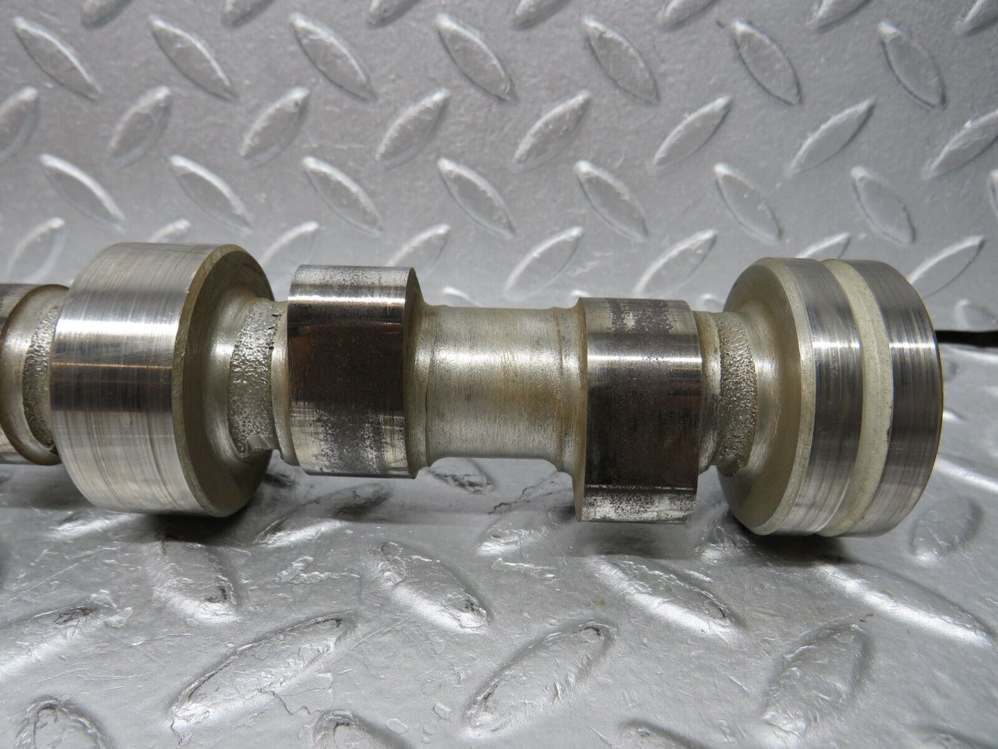 37134 Mercedes-Benz C126 420SEC Coupe Camshaft Right Side 11711