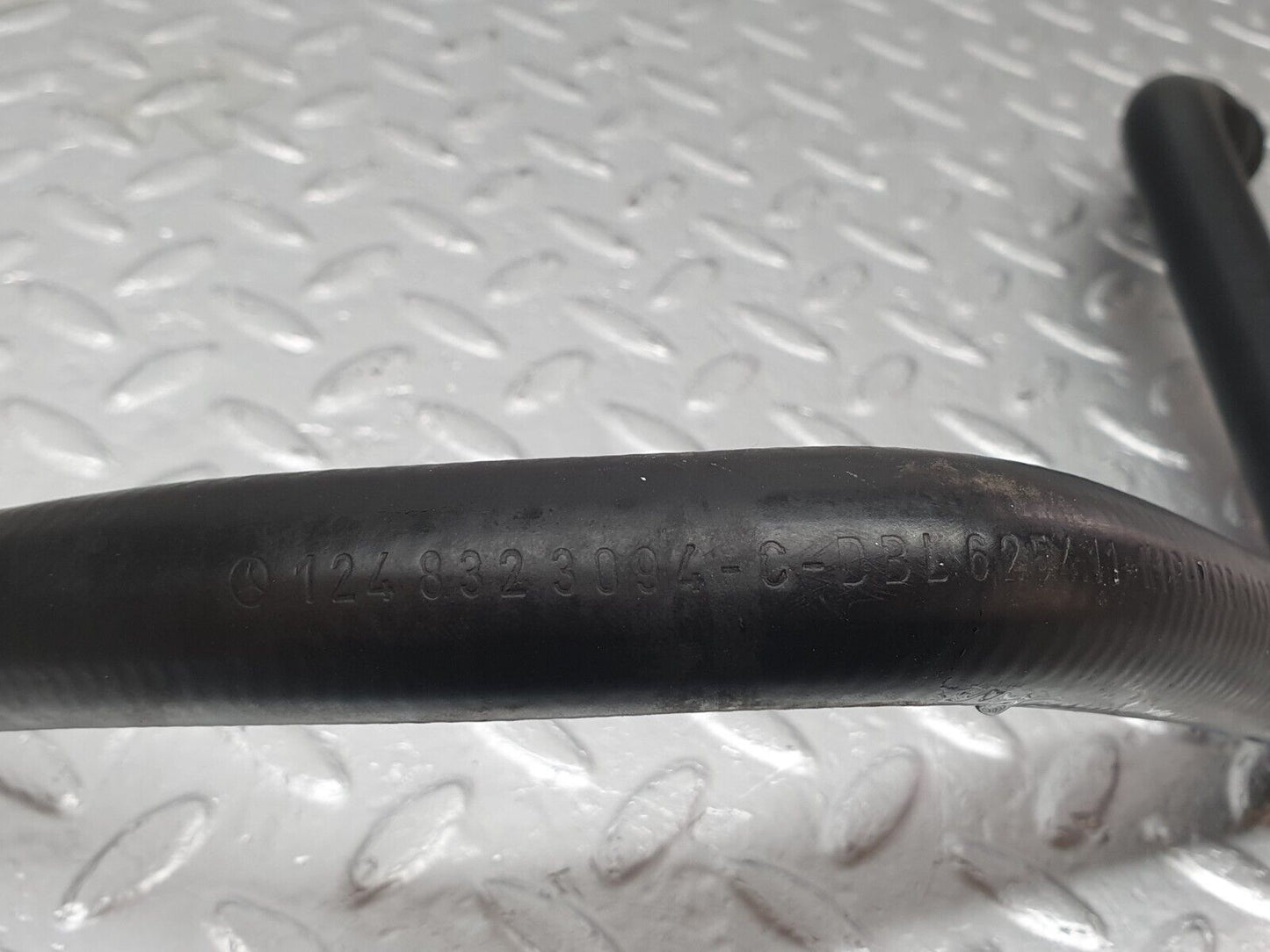 41620 Mercedes-Benz W124 200E Heater Hose Pipe 1248323094