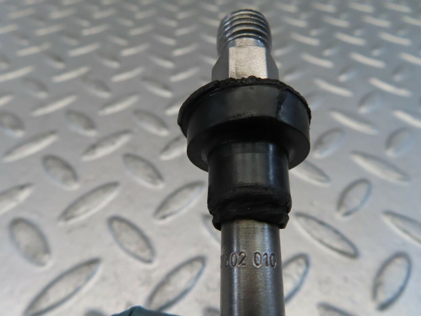 11034 Mercedes-Benz R107 W116 Fuel Injector Bosch 0437502010