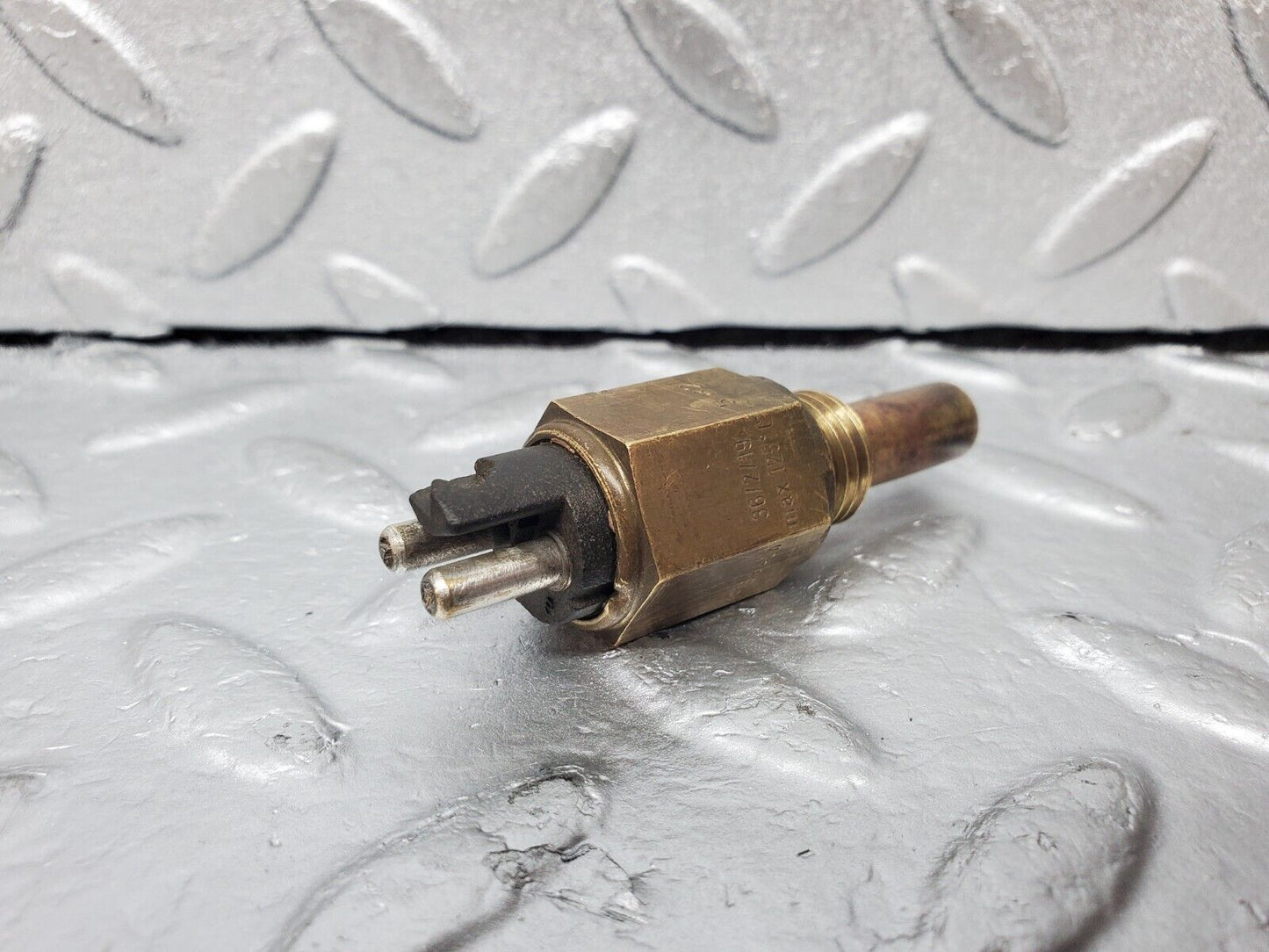 45344 Mercedes-Benz 280E M110.983 Coolant Temperature Sensor VDO