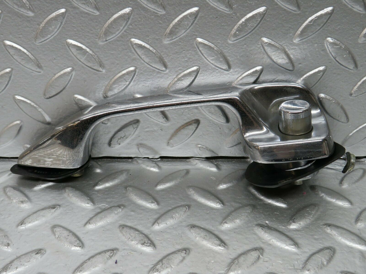 24464 Mercedes-Benz W108 Door Handle Rear Left 1087661102