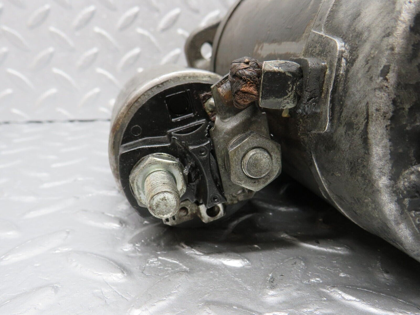 40701 Mercedes-Benz W123 300D Starter Motor Bosch 0001362601 0331402542