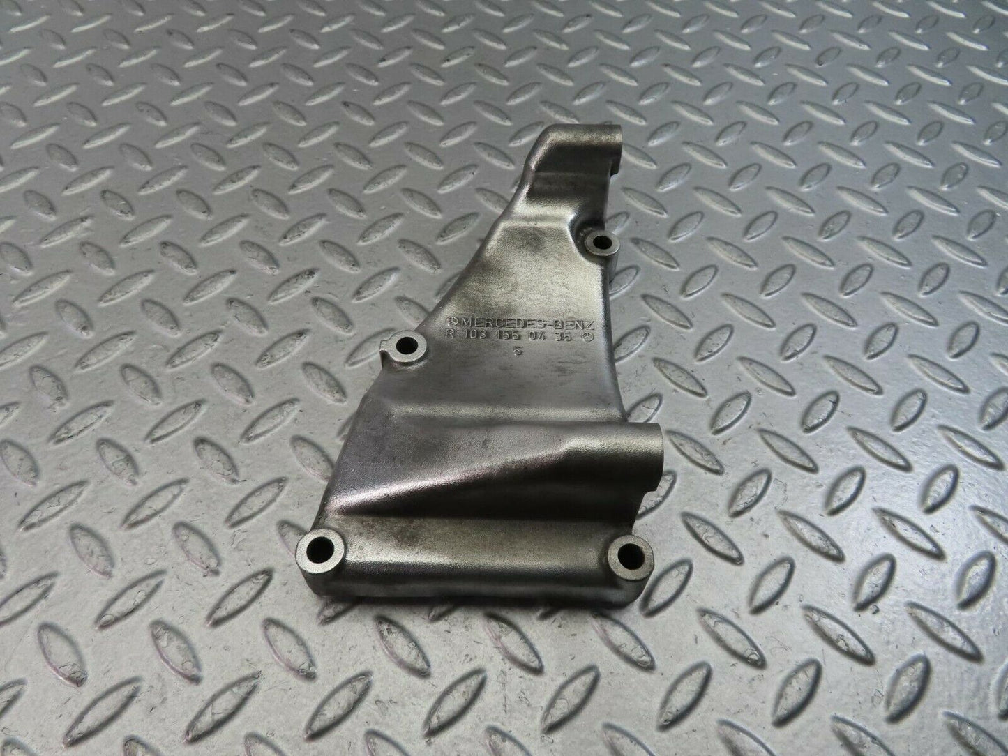 9431 Mercedes-Benz C124 300CE Coupe Alternator Mount Bracket 1031550435