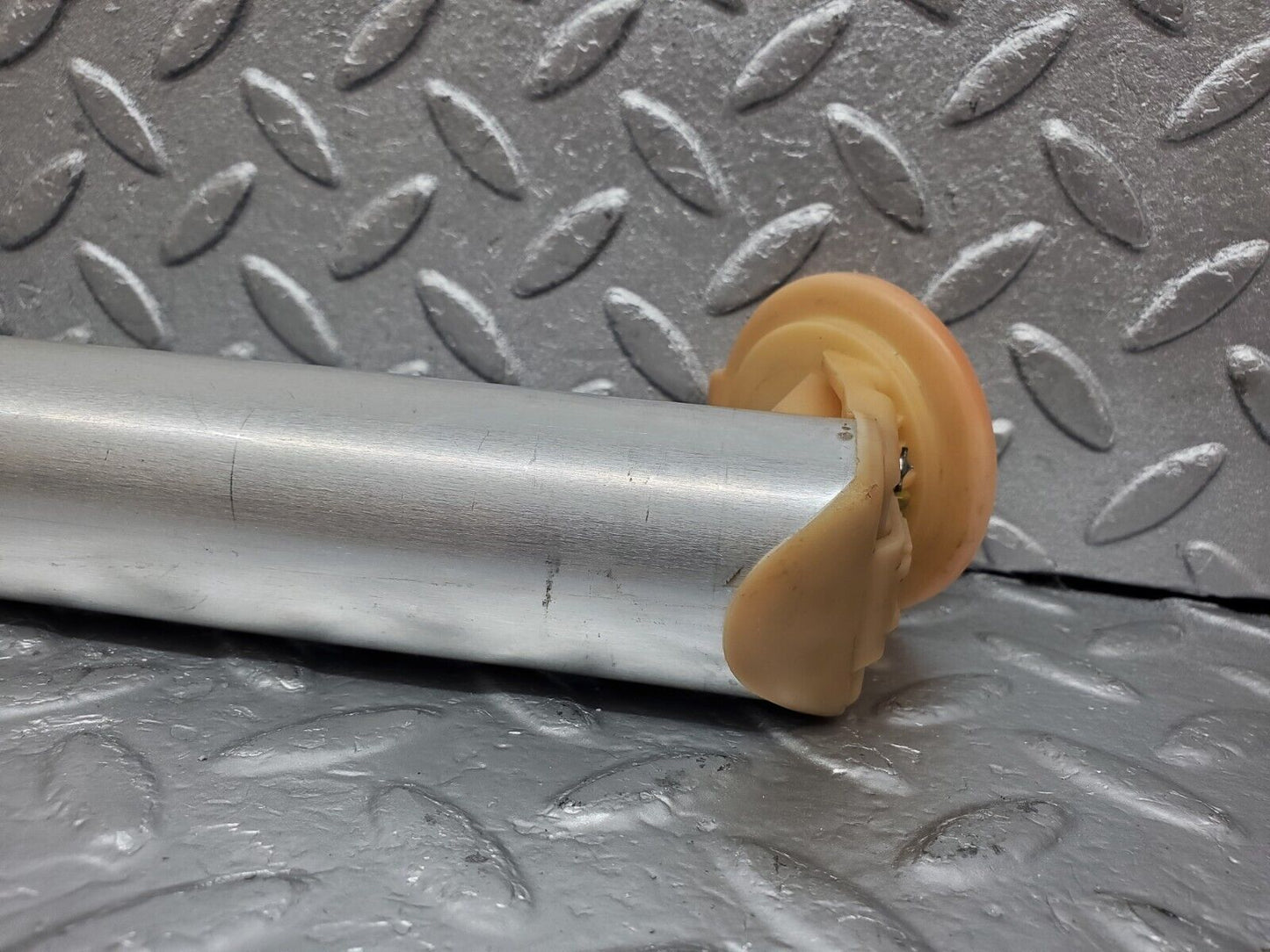 44840 Mercedes-Benz W124 220E Fuel Level Sender Unit 1245420004