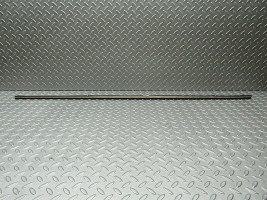 3339 Mercedes-Benz W115 220D Centre Fender Chrome Trim Front Right