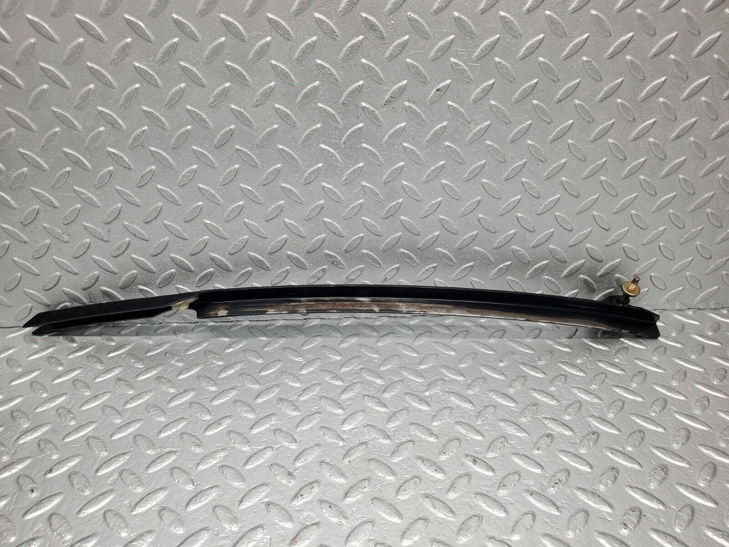 46763 Mercedes-Benz R129 320SL Coupe Front Right Window Channel