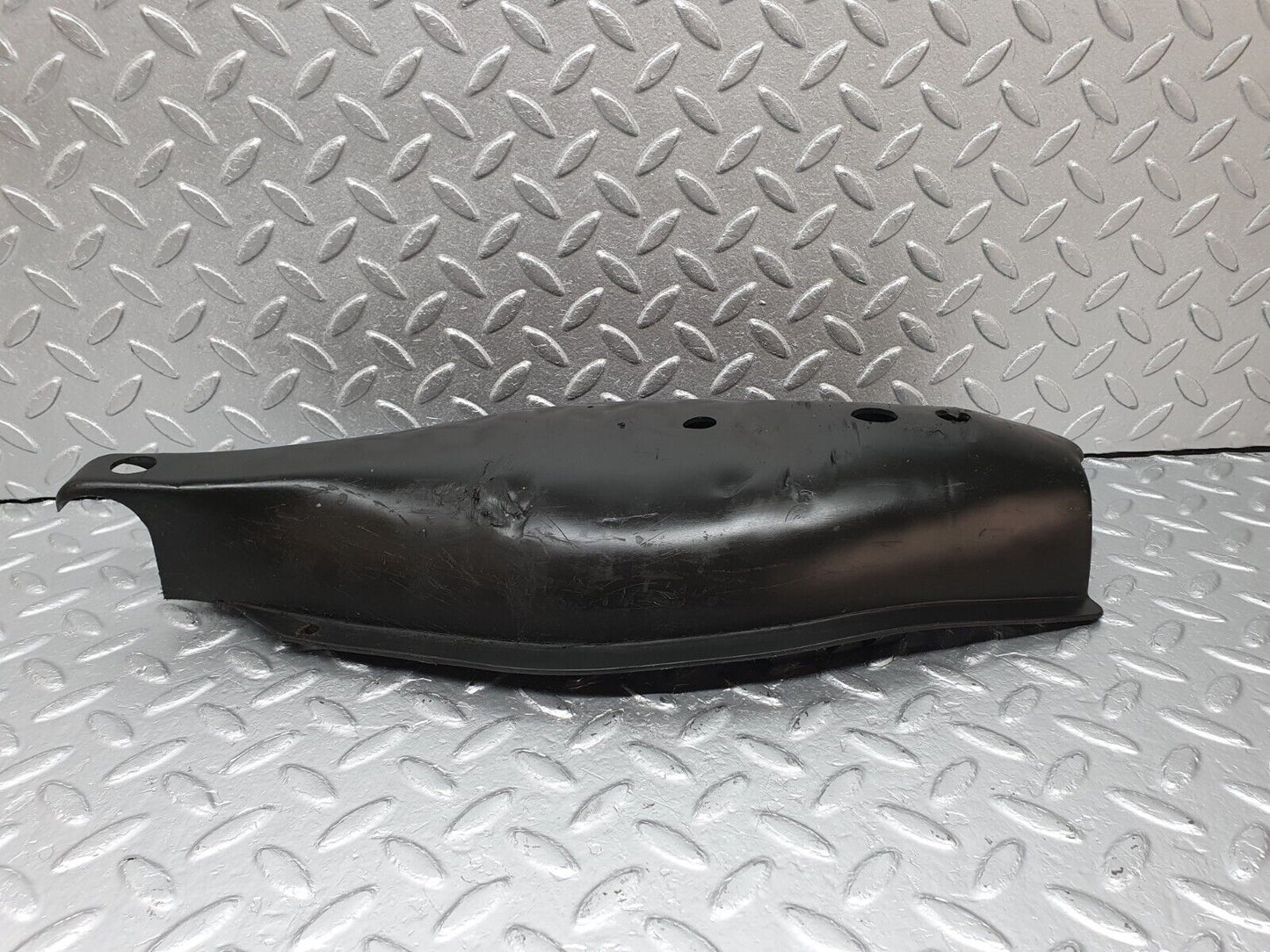 41584 Mercedes-Benz W124 200E Rear Control Arm Cover 1243520088
