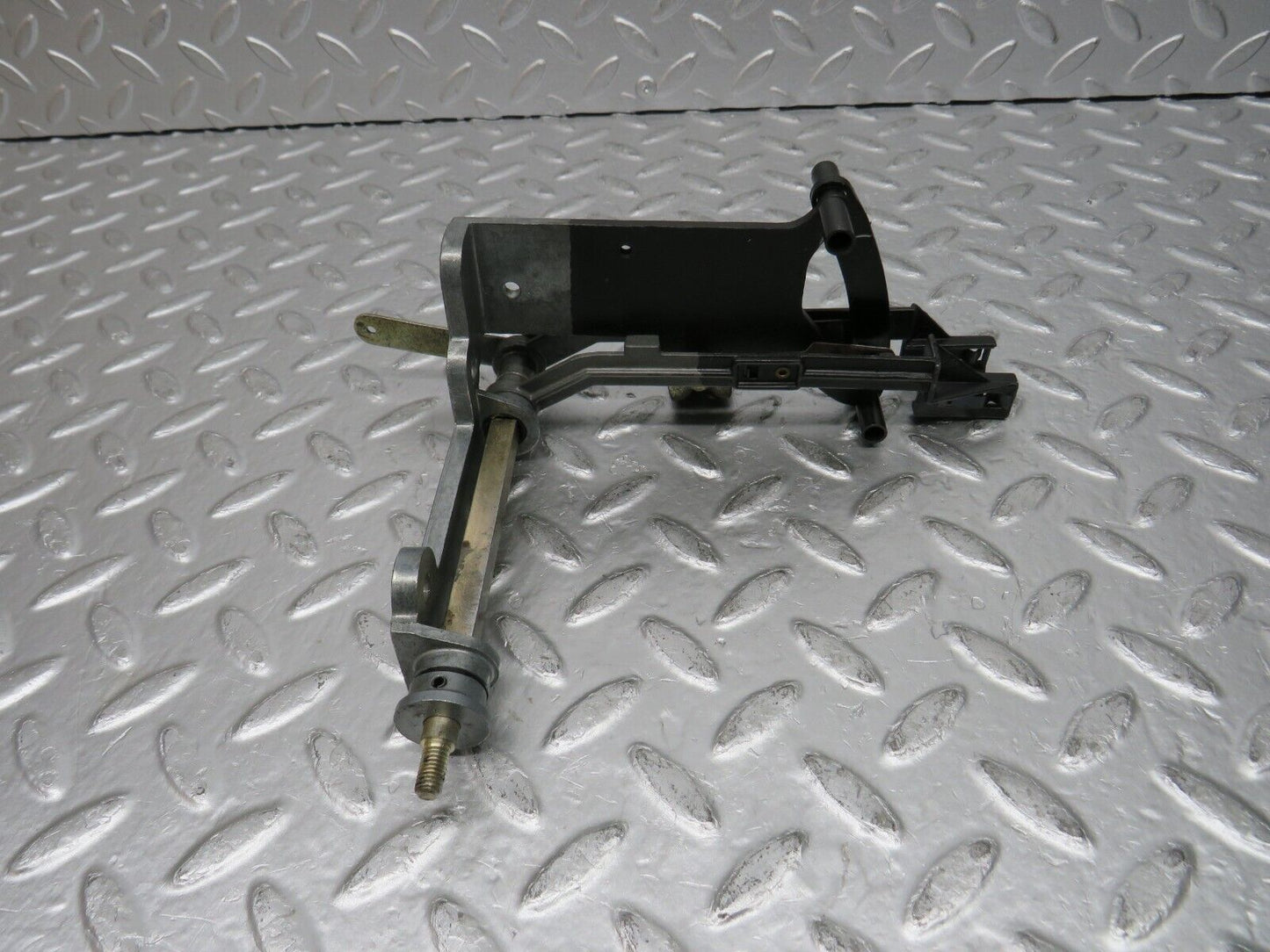 32276 Mercedes-Benz C107 350SLC Coupe Heater Control Mechanism