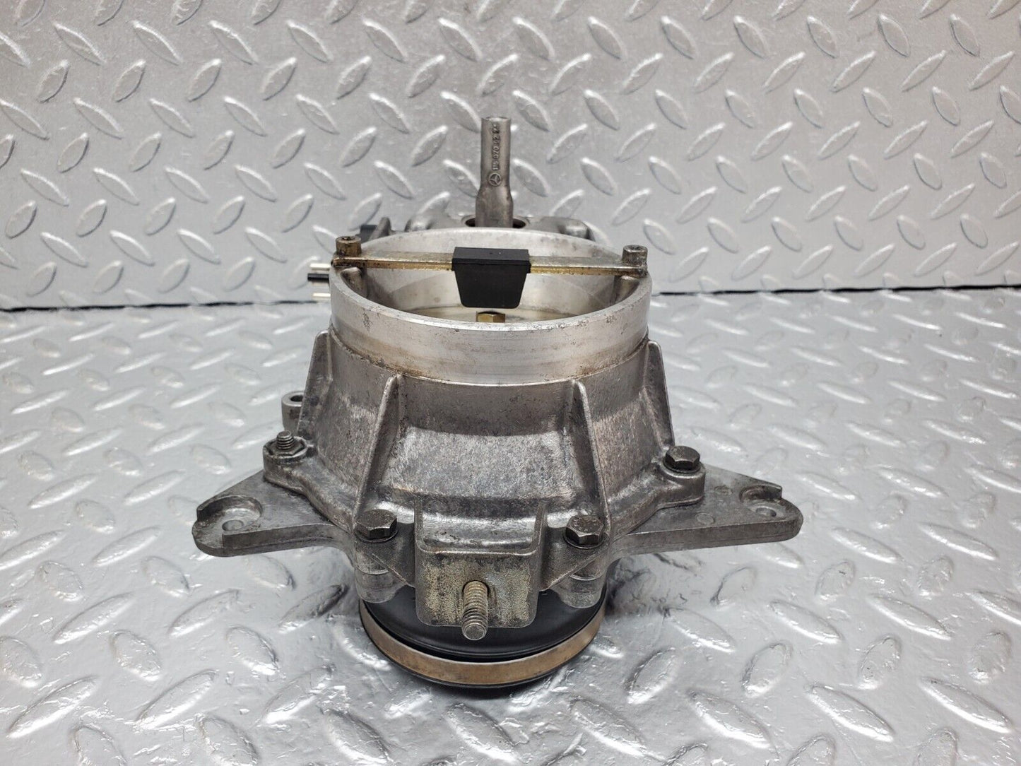 45187 Mercedes-Benz R129 300SL Coupe Air Flow Mass Meter Sensor Bosch 0438121033
