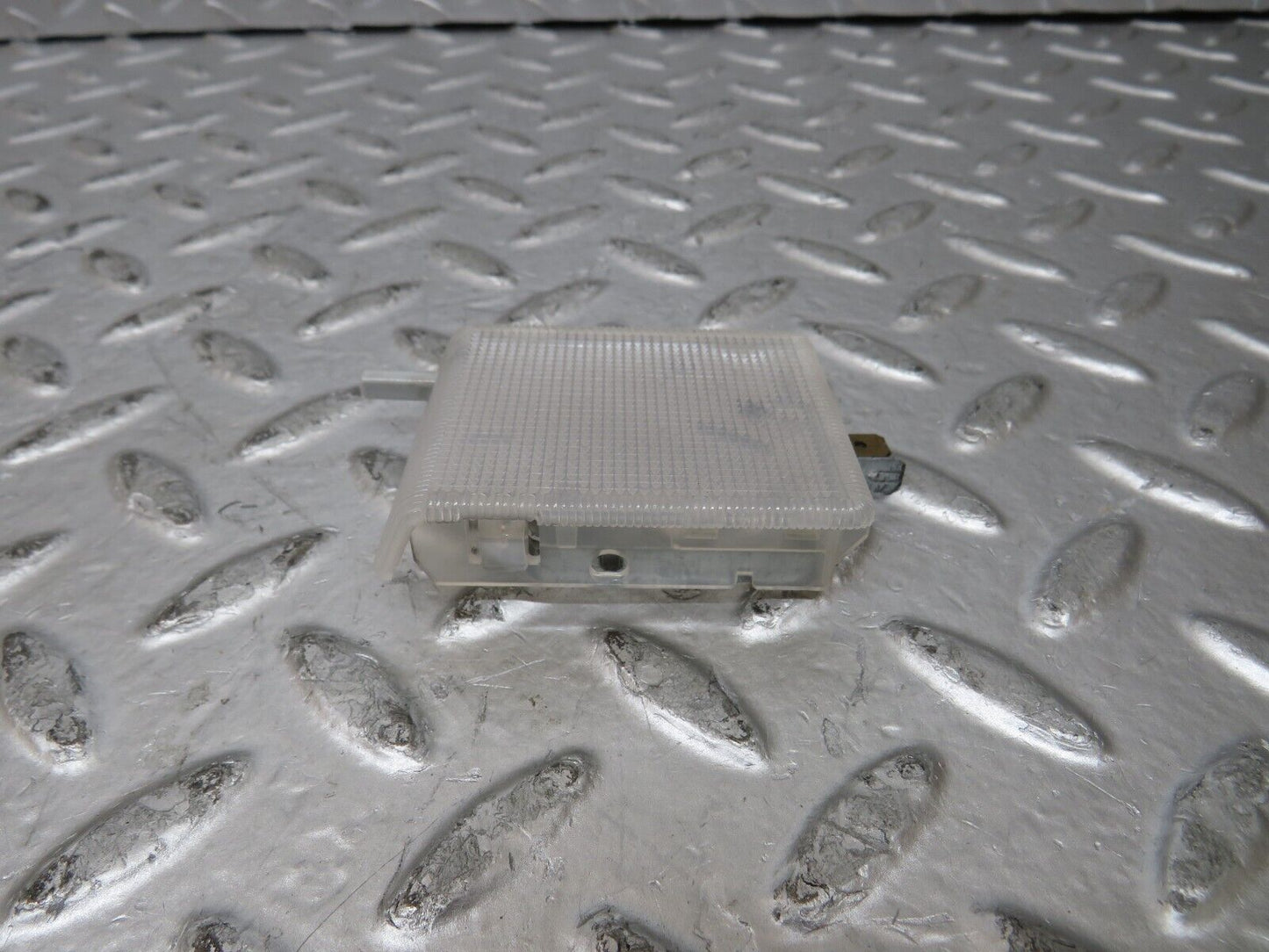 26531 Mercedes-Benz C124 220CE Coupe Glove Box Light 1298200301