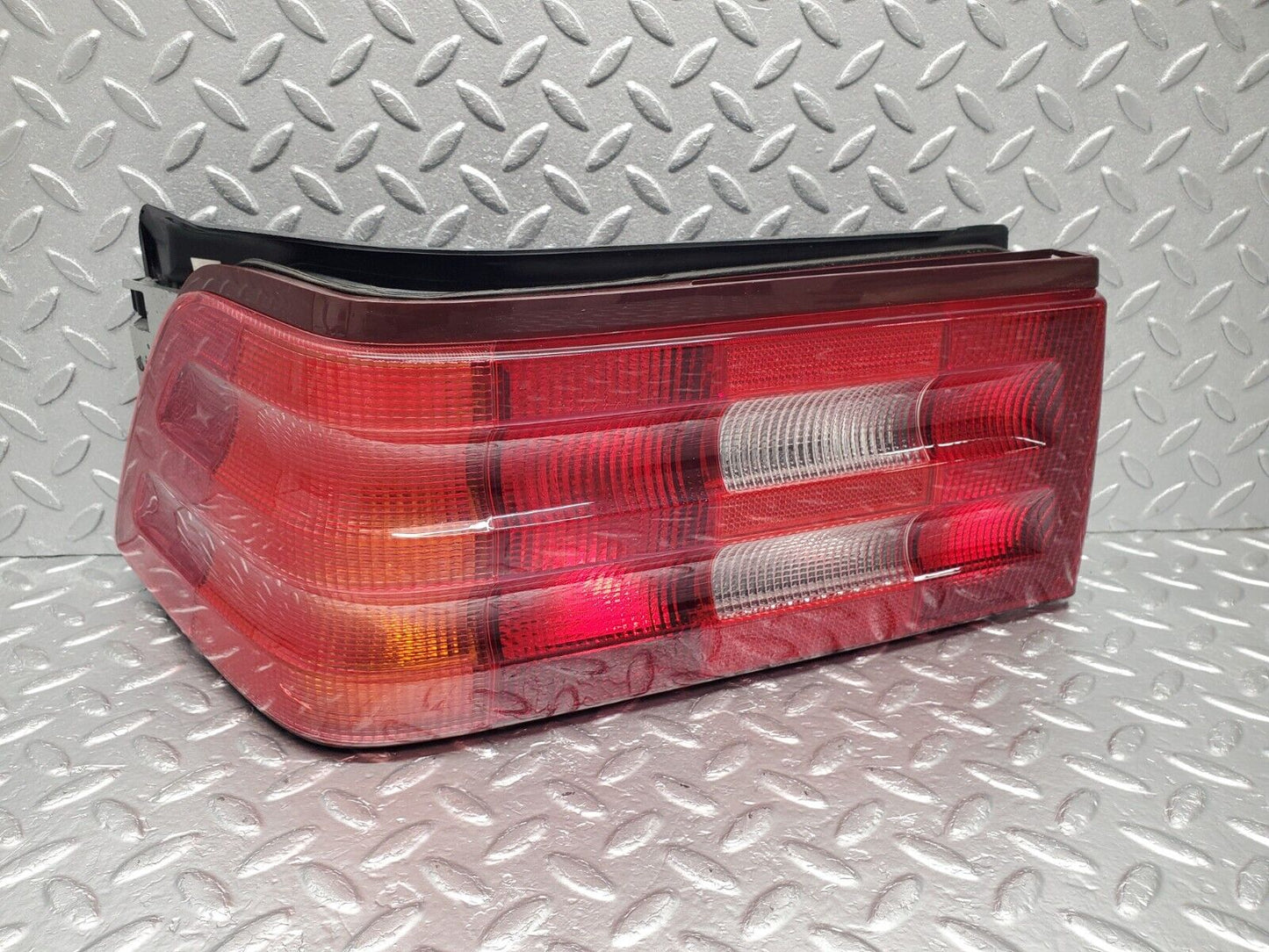 46858 Mercedes-Benz R129 320SL Coupe Tail Light Left Side 1298203564