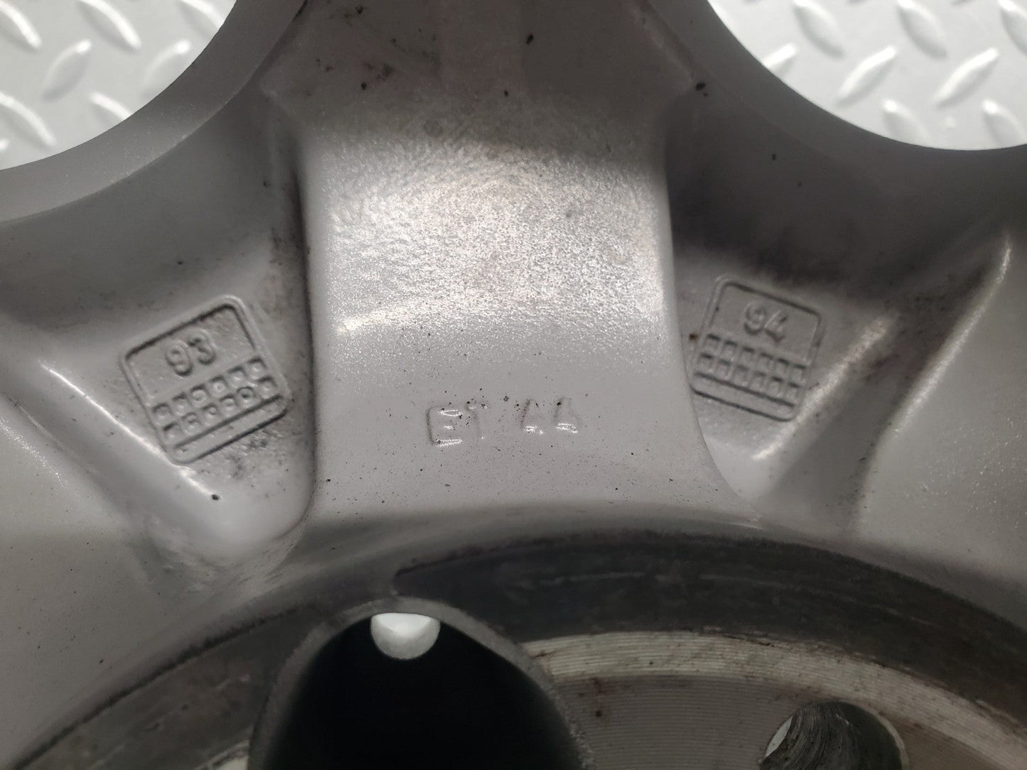 47190386