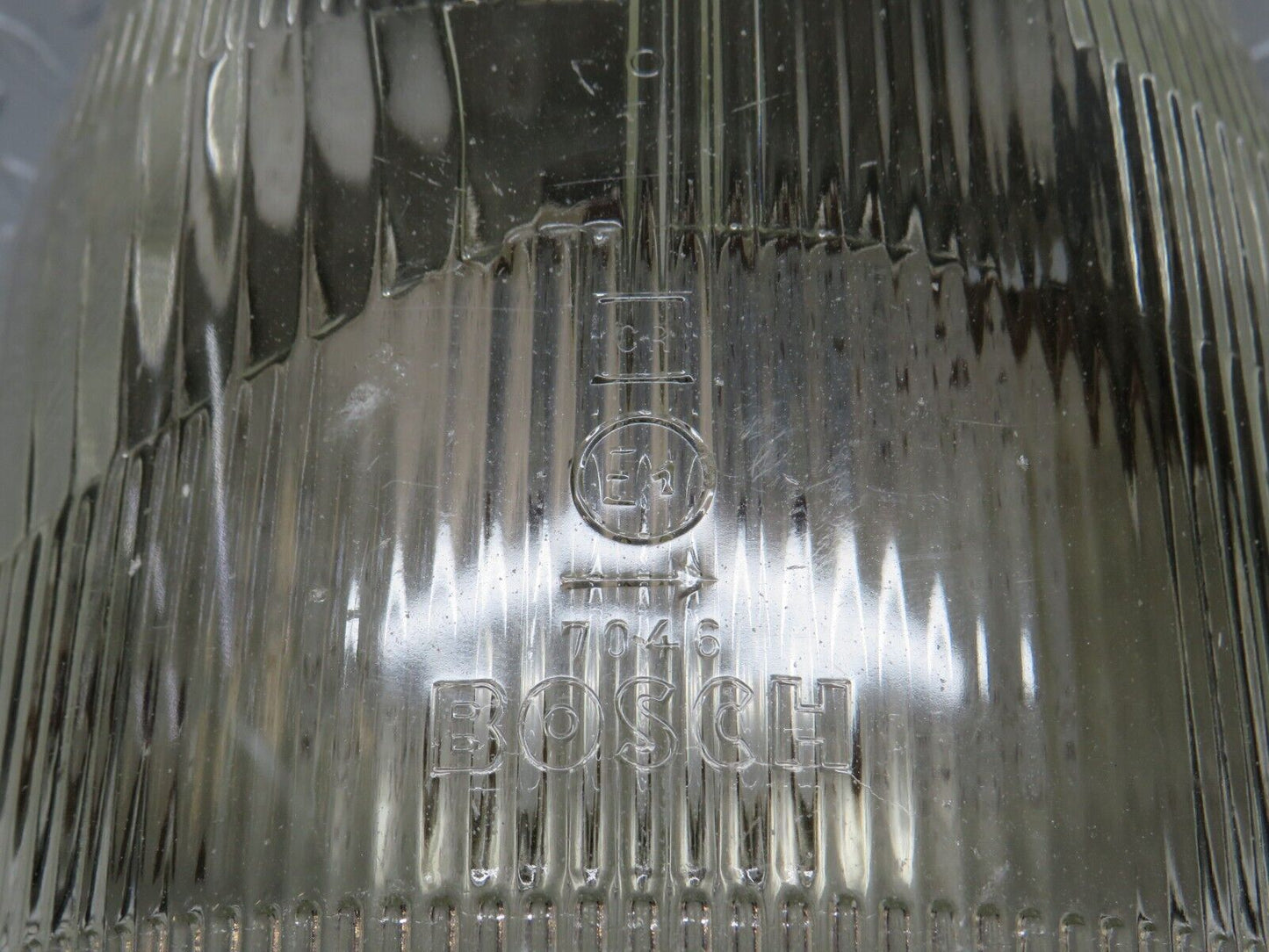 35863 Mercedes-Benz W108 Headlight Bosch 1305630023