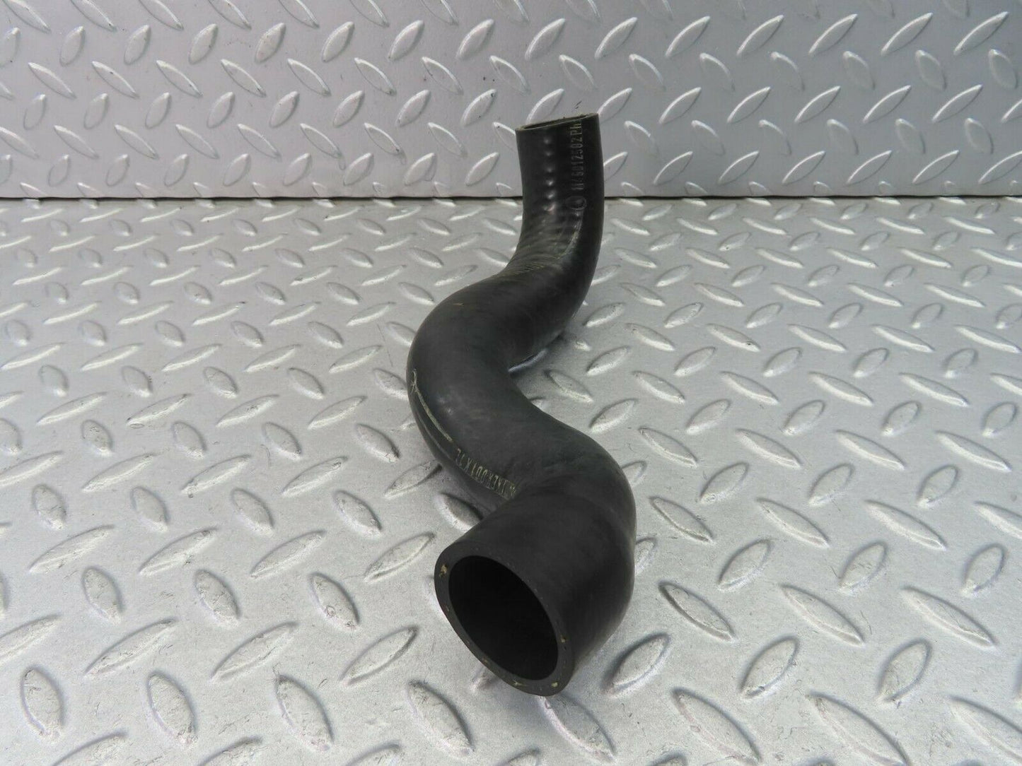 8543 Mercedes-Benz W114 Radiator Hose 1145012582