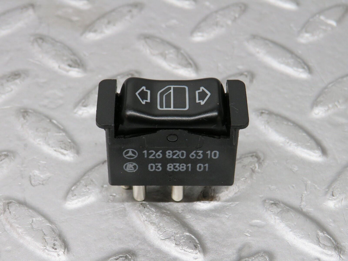 36715 Mercedes-Benz W201 190E 2.0L Rear Electric Window Switch 1268206310