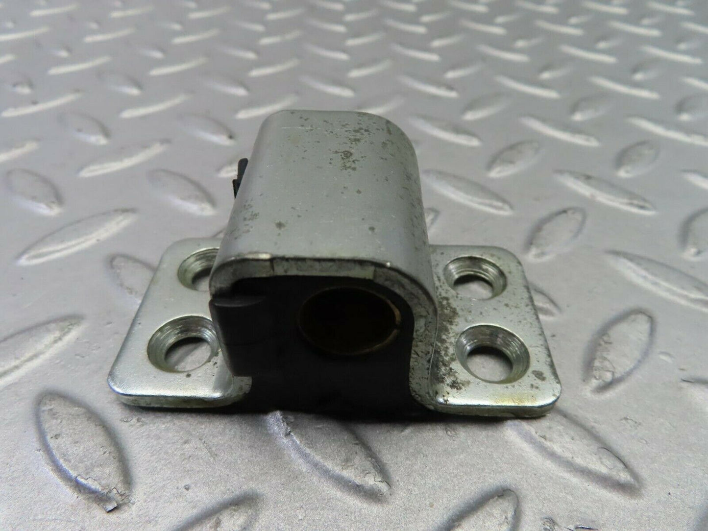 7709 Mercedes-Benz S123 230TE Wagon Door Lock Latch Left Side