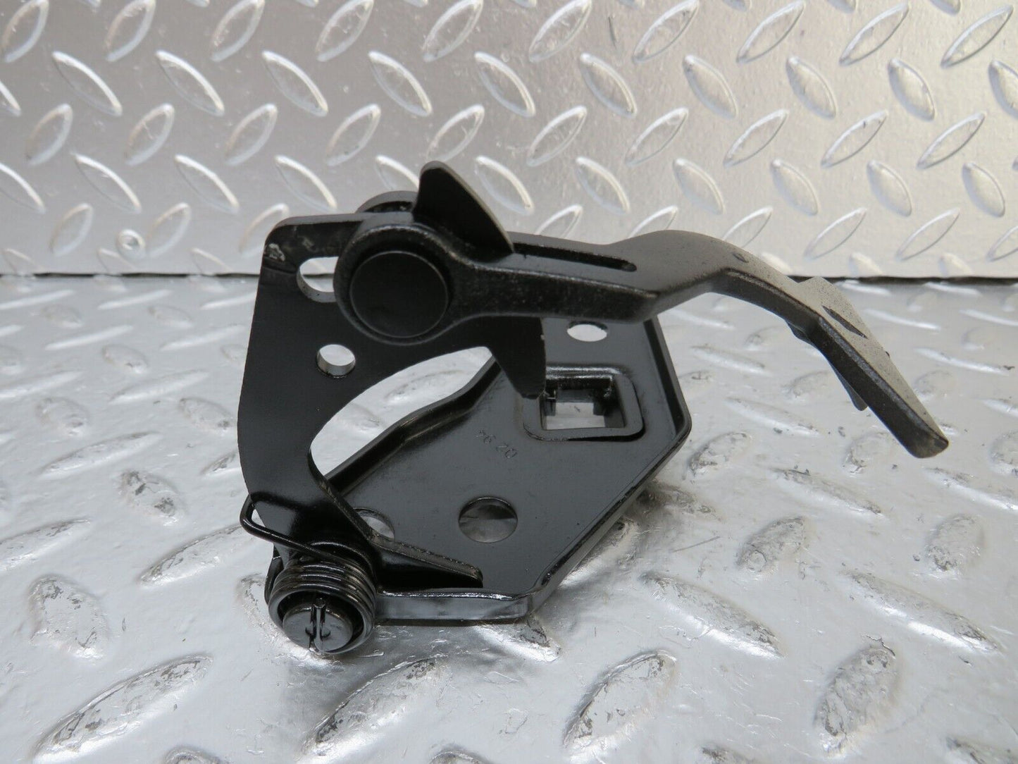 25776 Mercedes-Benz W124 280E Bonnet Release Latch 1248800360